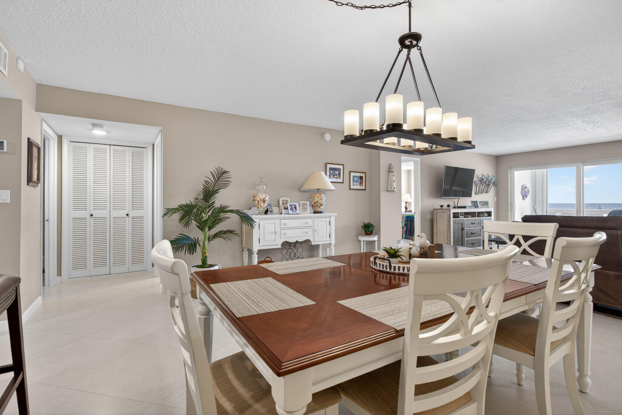 1012 N Ocean Boulevard 408 Property Photo 14