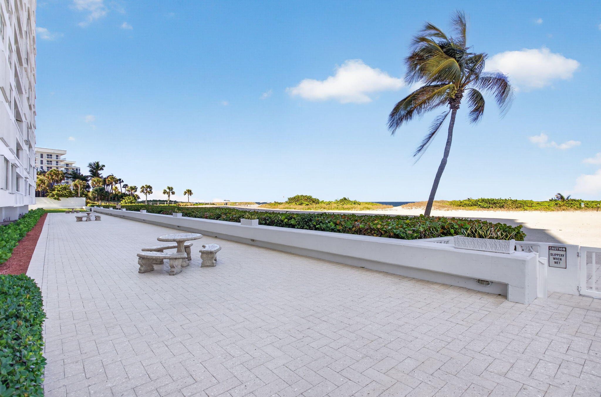 1012 N Ocean Boulevard 408 Property Photo 16