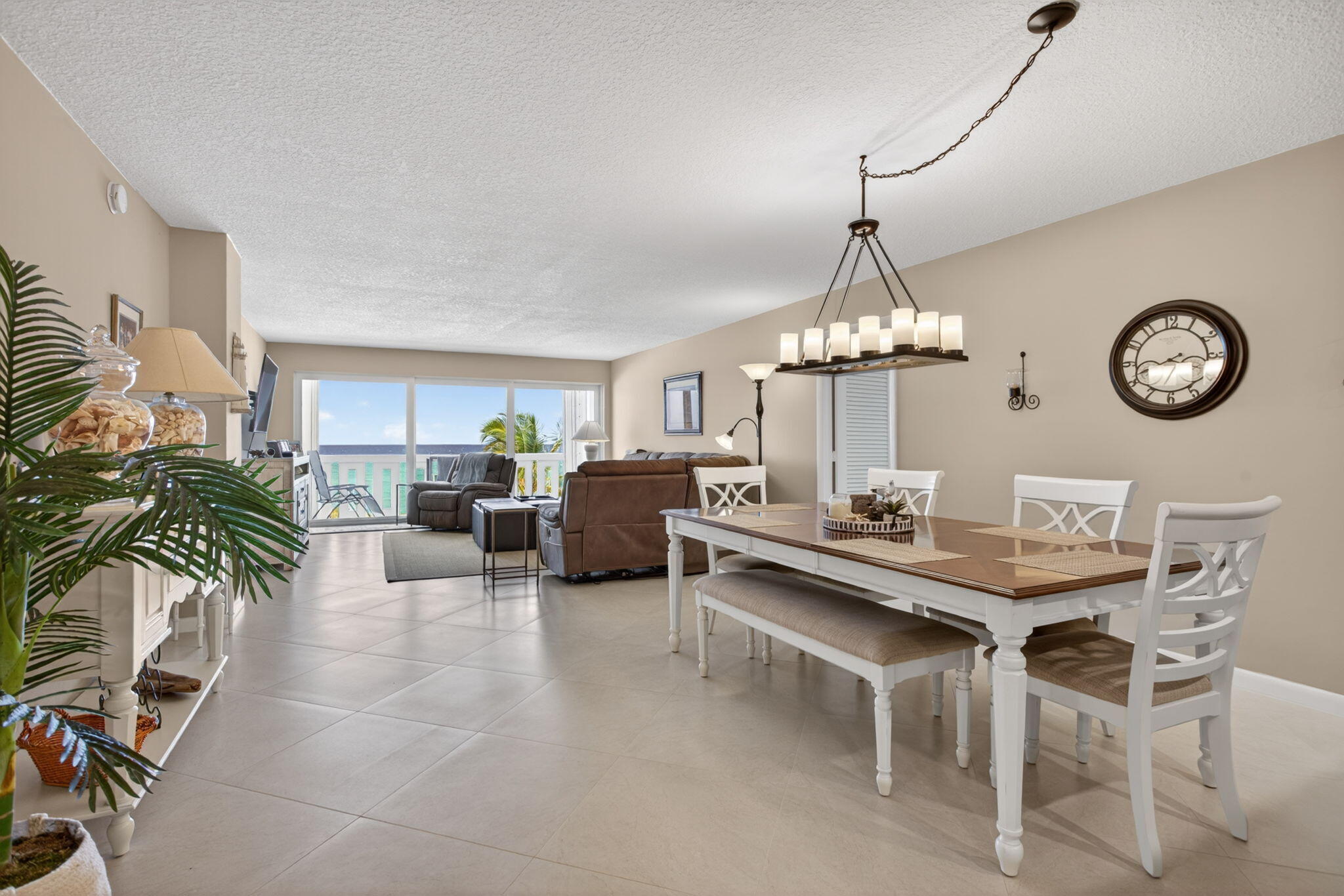 1012 N Ocean Boulevard 408 Property Photo 17