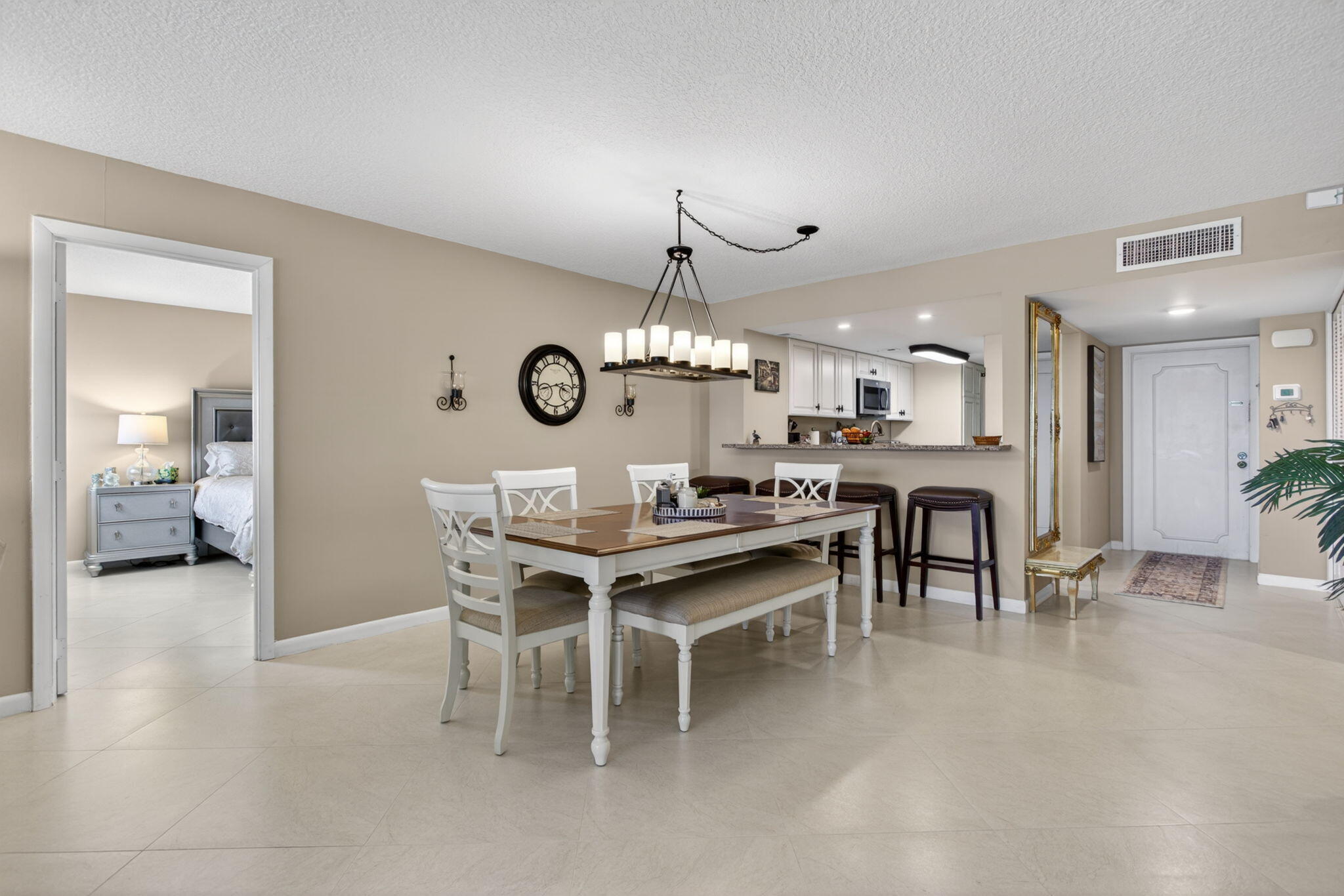 1012 N Ocean Boulevard 408 Property Photo 19