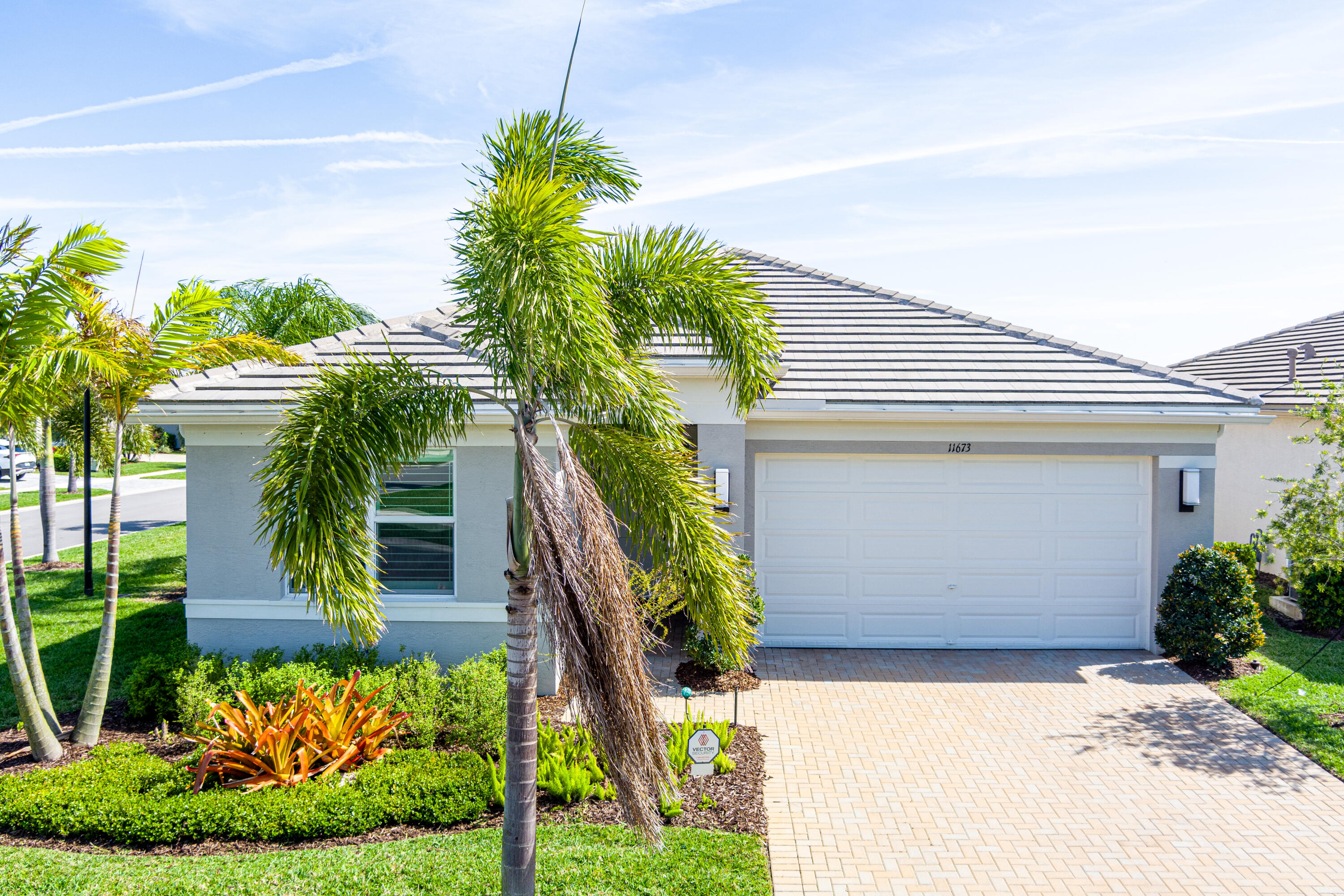 11673 Sw Oceanus Boulevard Property Photo 17