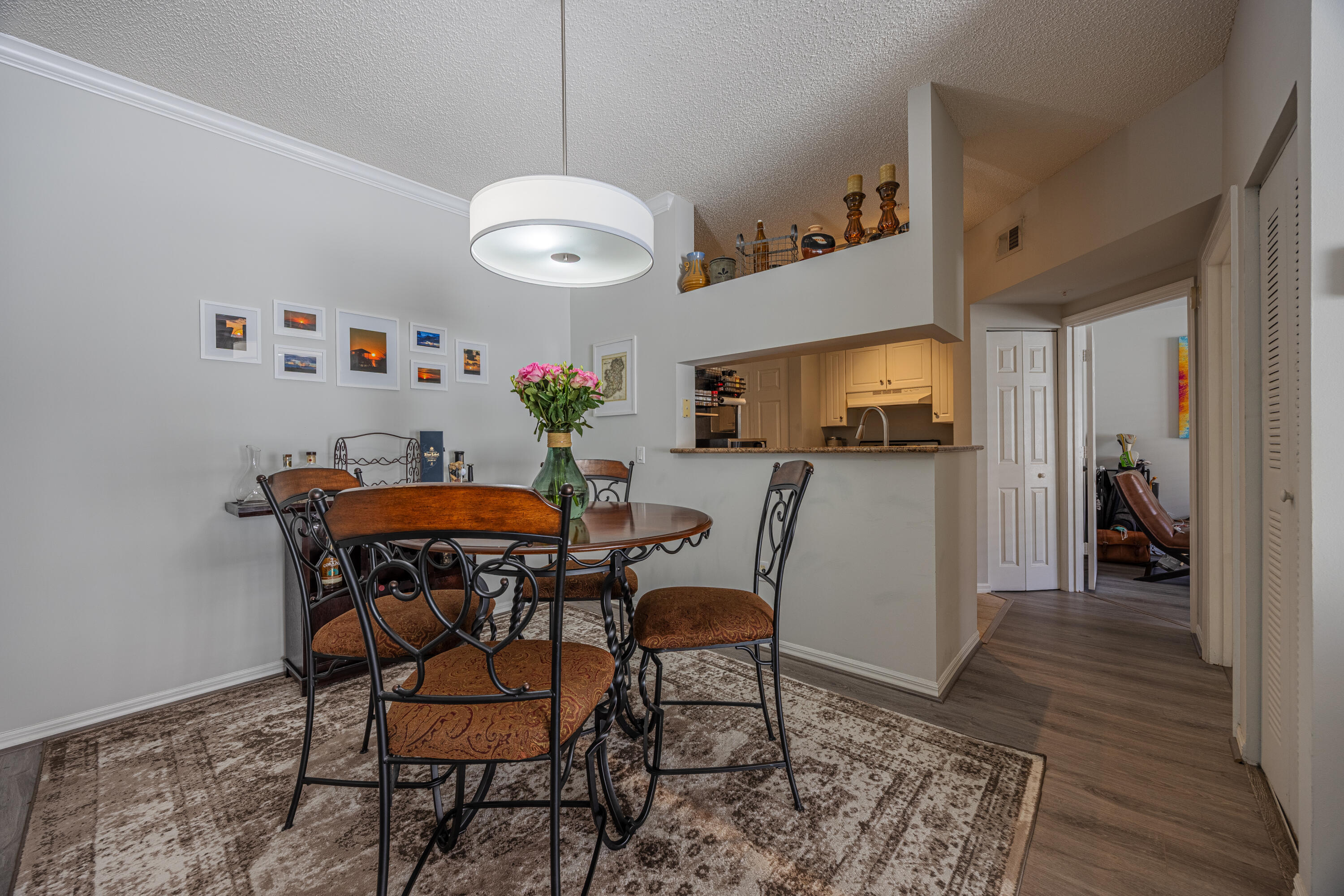 2412 Tuscany Way Property Photo 6