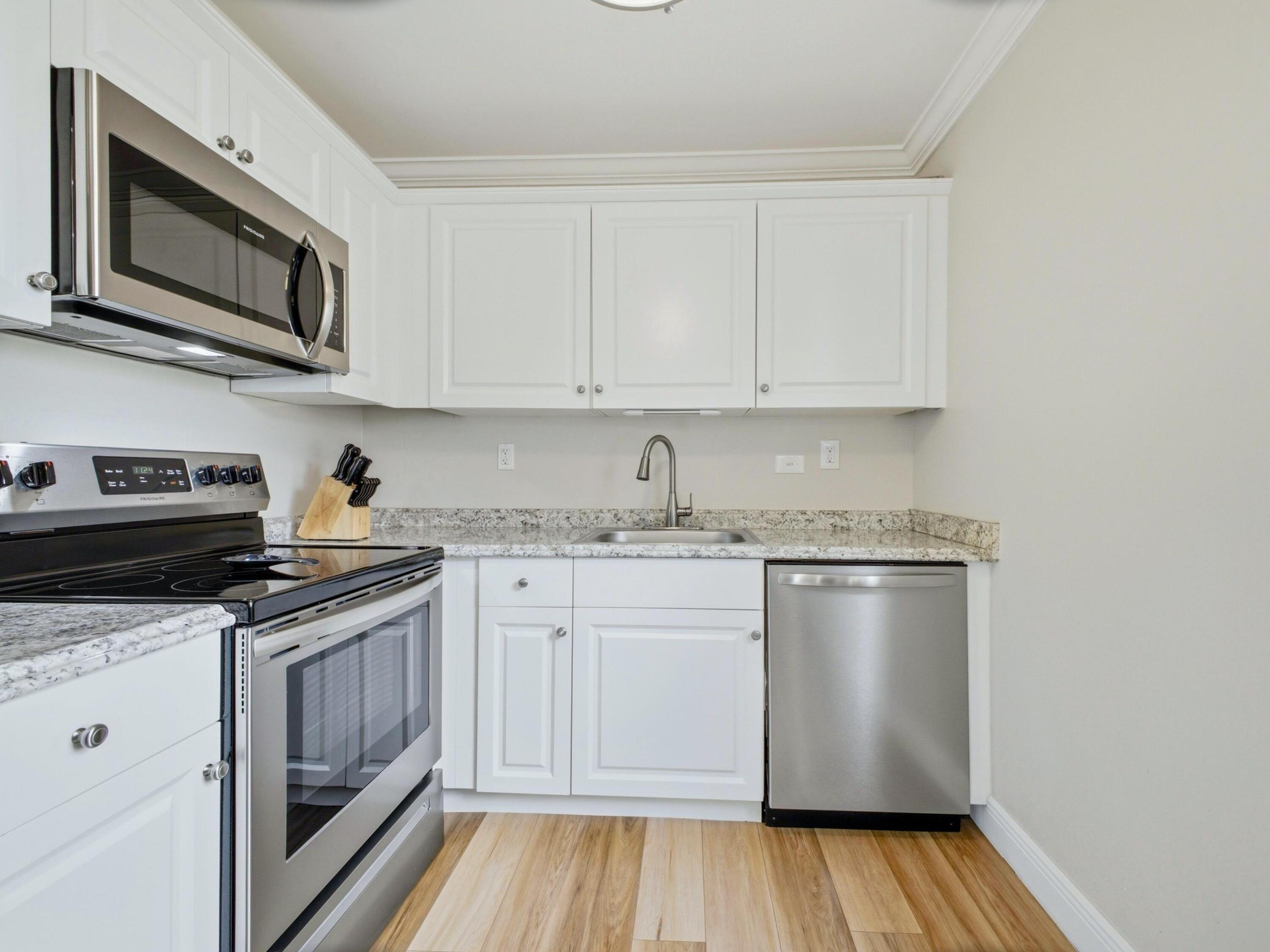 755 Normandy P Property Photo 13