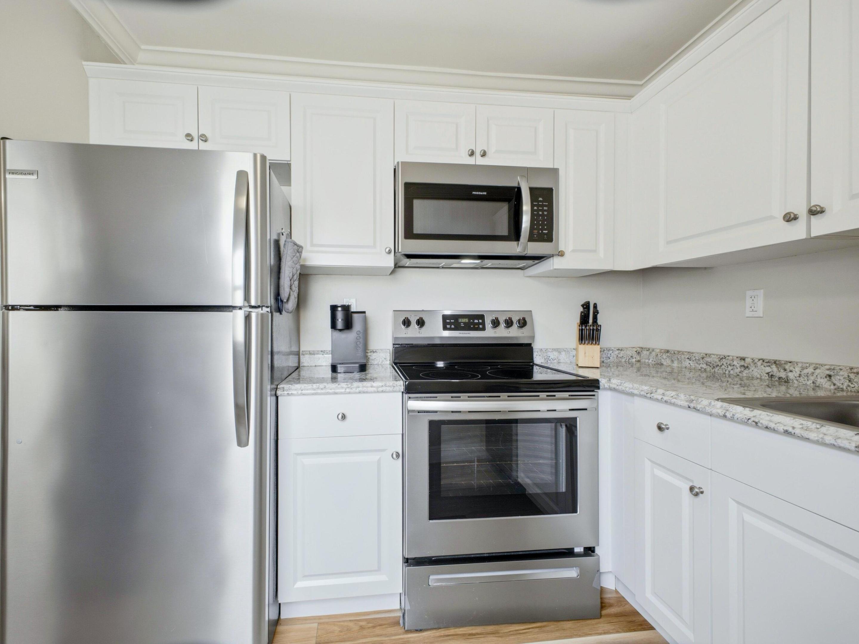 755 Normandy P Property Photo 14