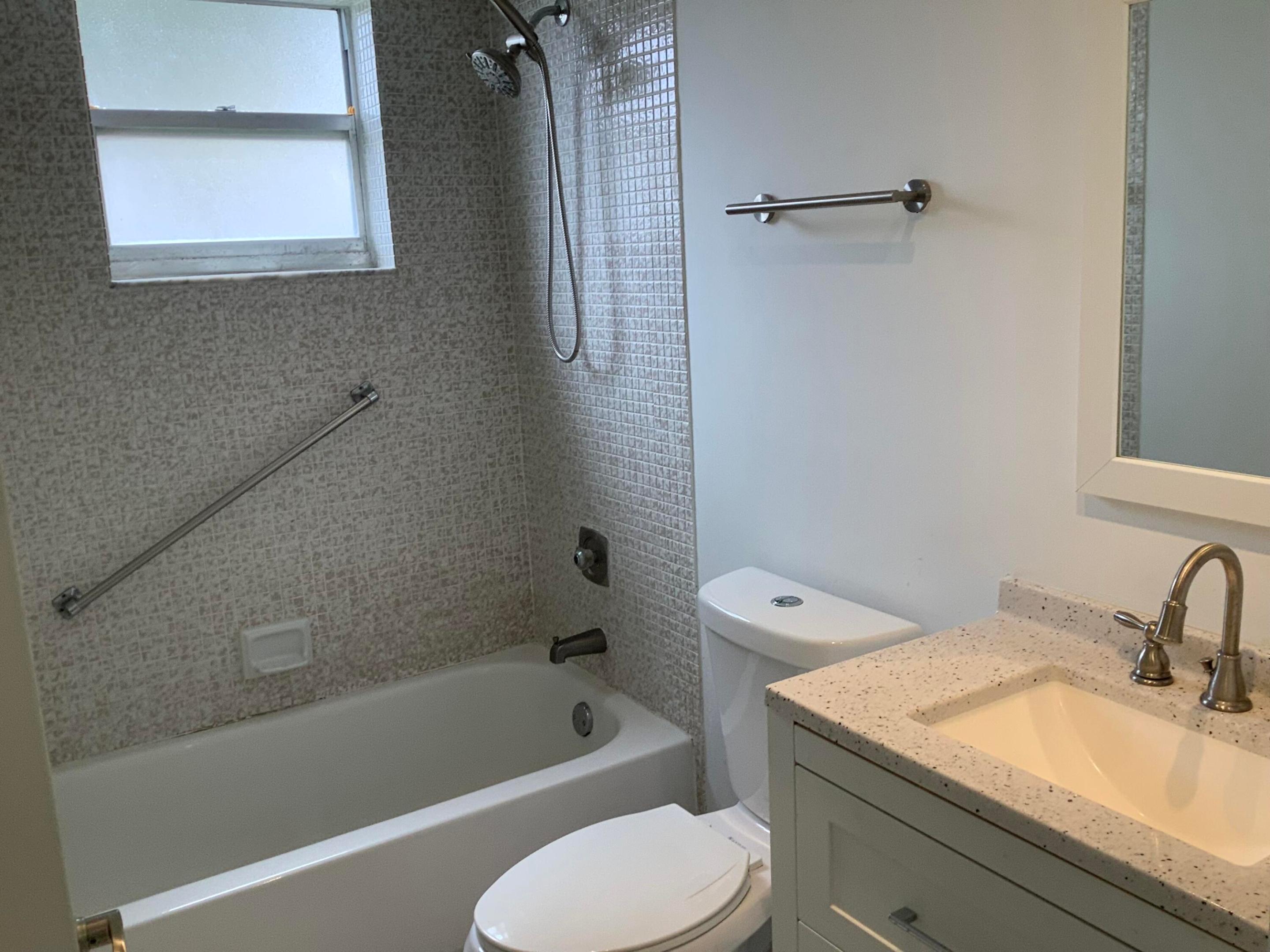 794 Normandy Q Property Photo 8