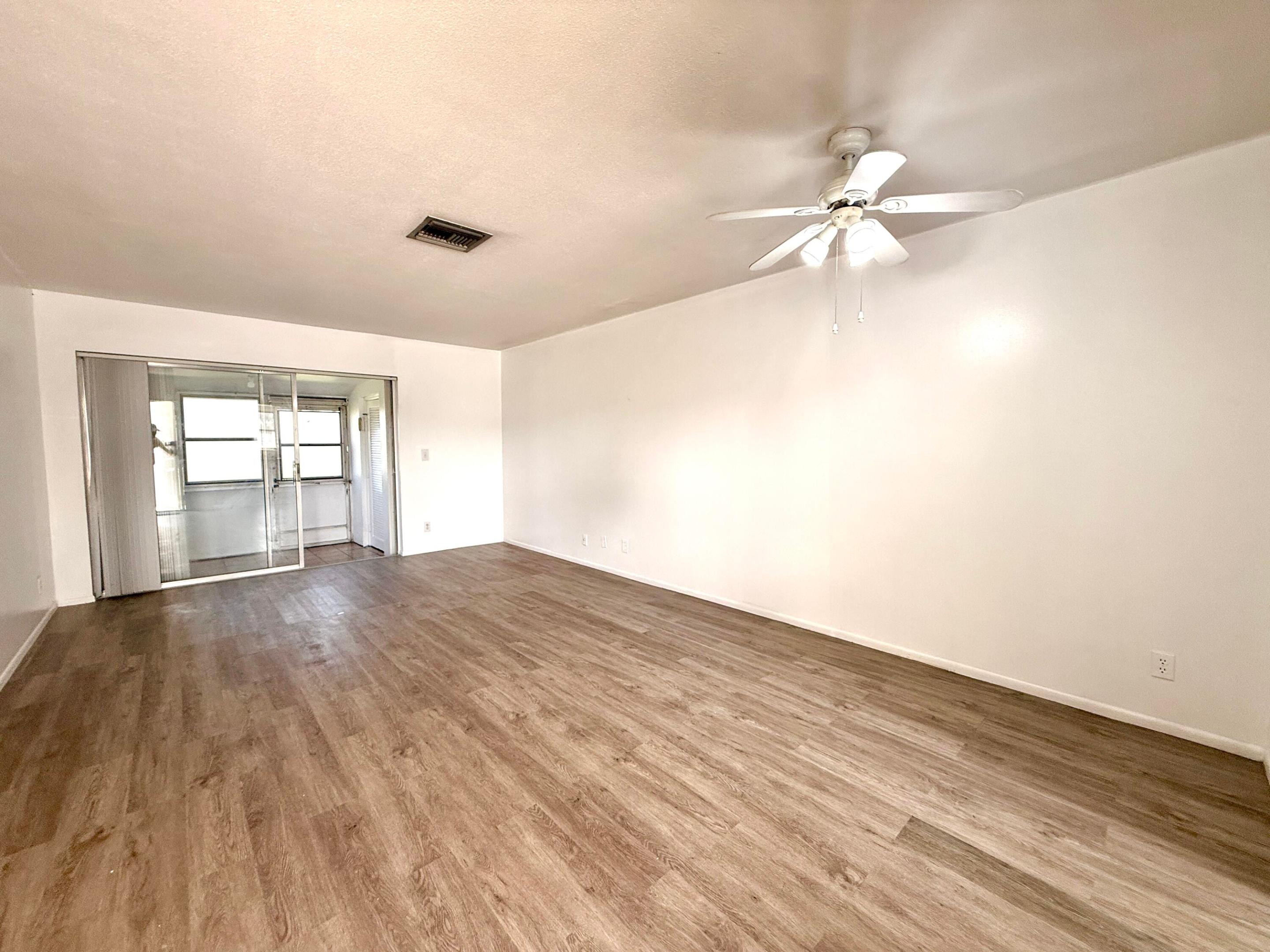 2854 E Crosley Dr Drive E J Property Photo 6