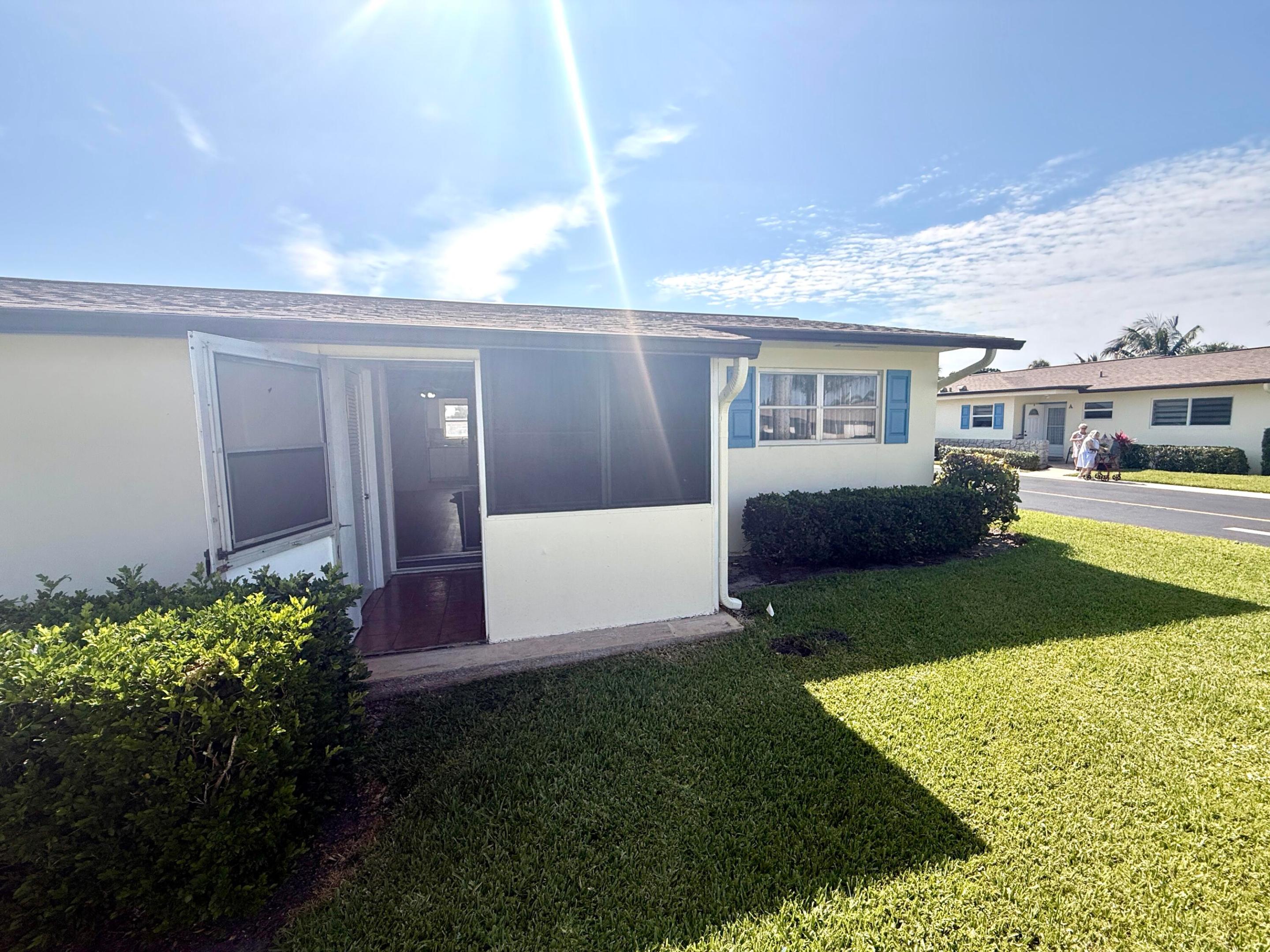 2854 E Crosley Dr Drive E J Property Photo 14