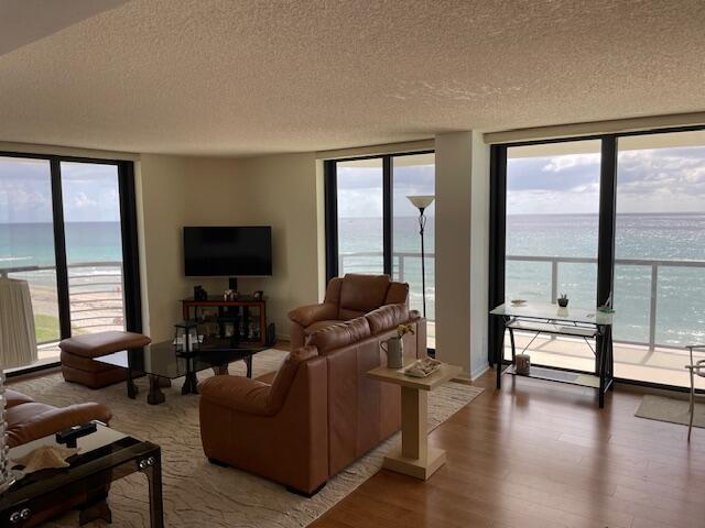250 S Ocean Boulevard 3h Property Photo 7