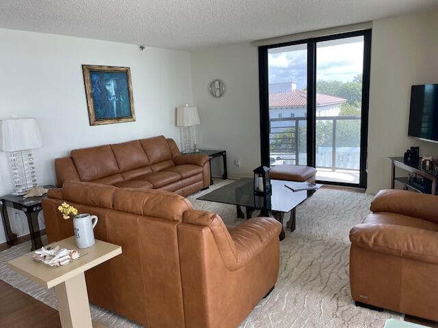 250 S Ocean Boulevard 3h Property Photo 8