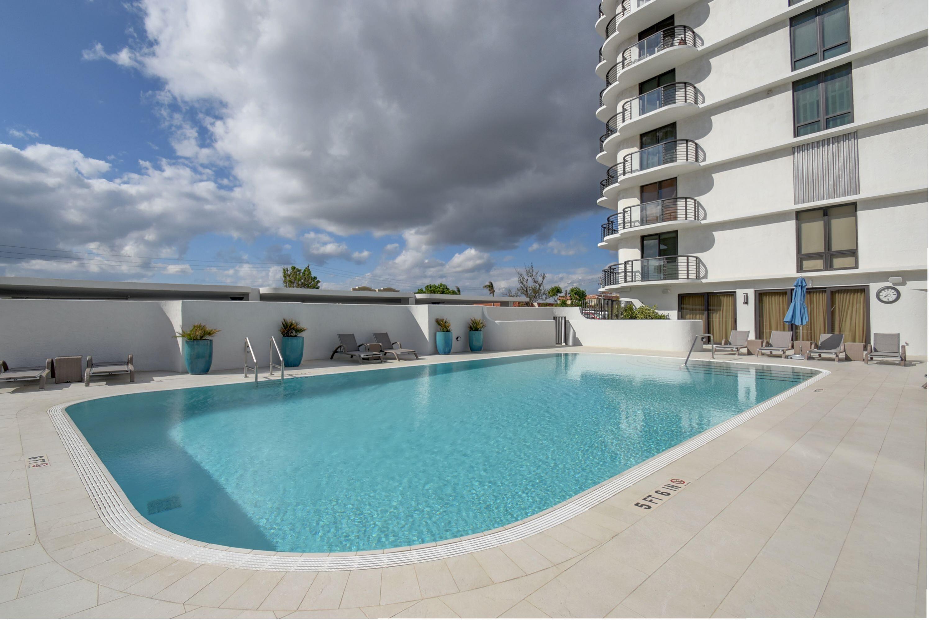 250 S Ocean Boulevard 3h Property Photo 37