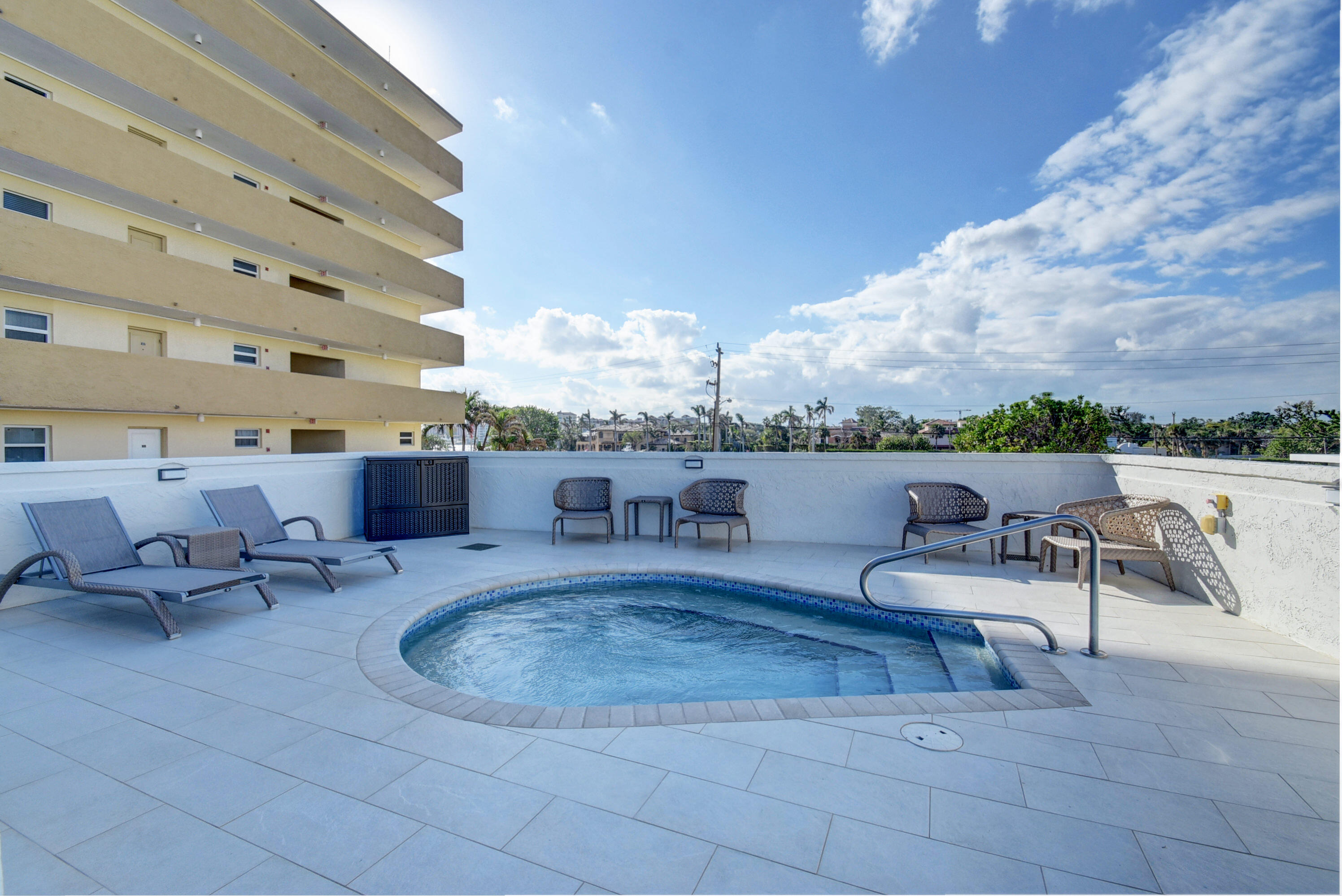 250 S Ocean Boulevard 3h Property Photo 38