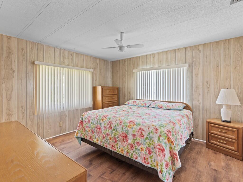 264 Ne Cameo Way Property Photo 26