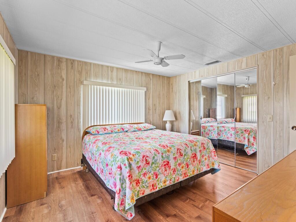 264 Ne Cameo Way Property Photo 27