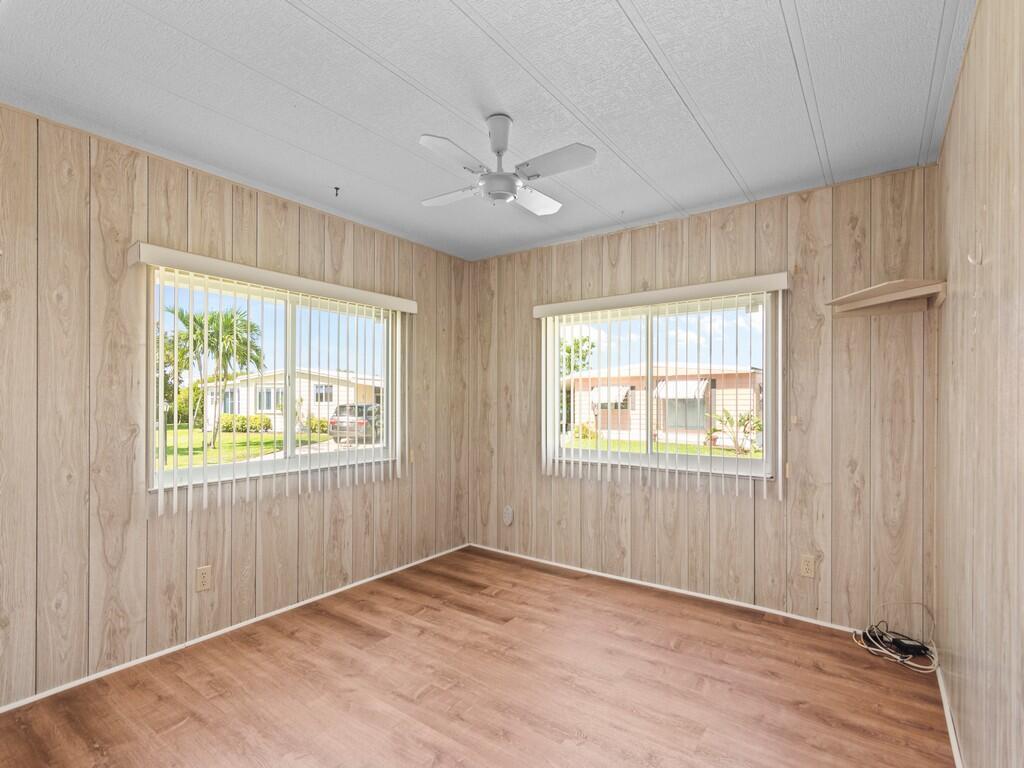 264 Ne Cameo Way Property Photo 29
