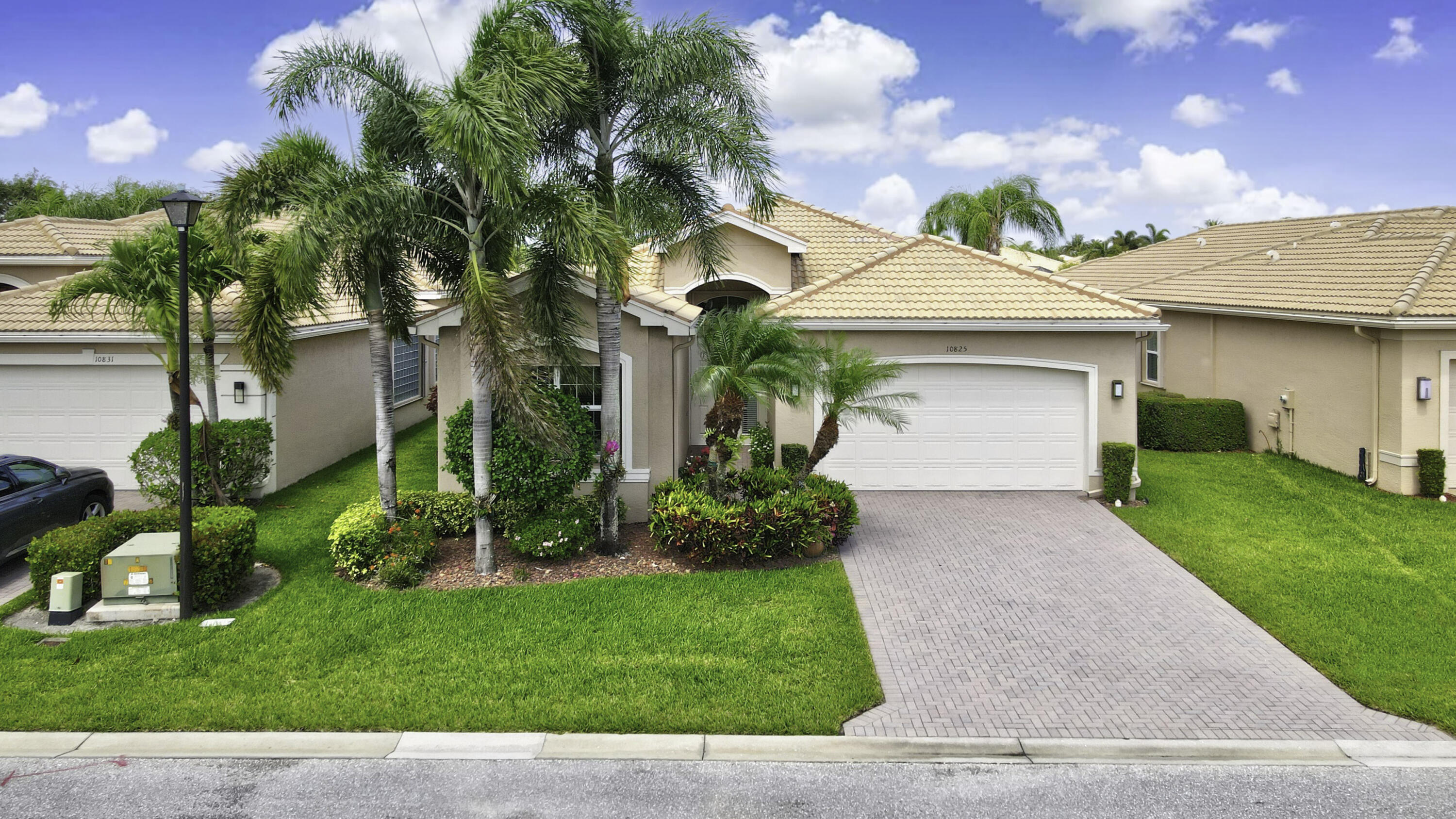 10825 Leaf Bridge Way Property Photo 1