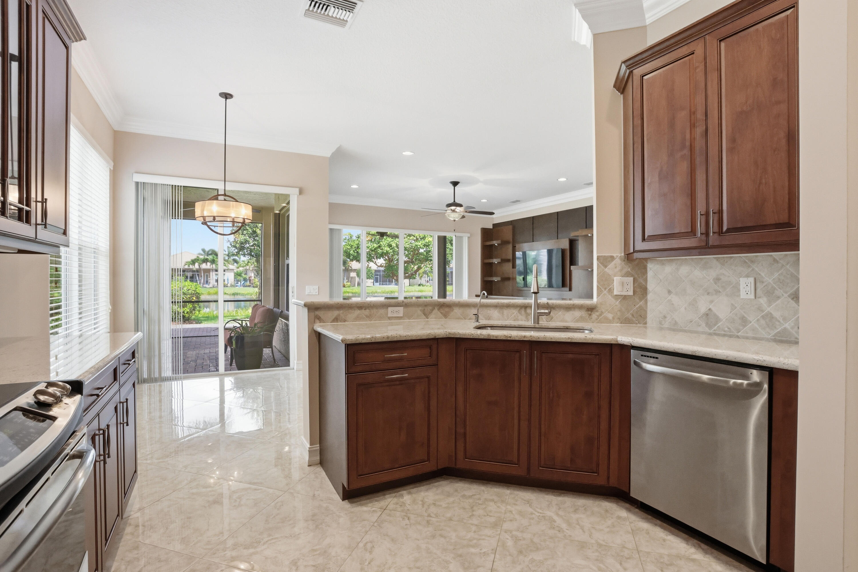 10825 Leaf Bridge Way Property Photo 12