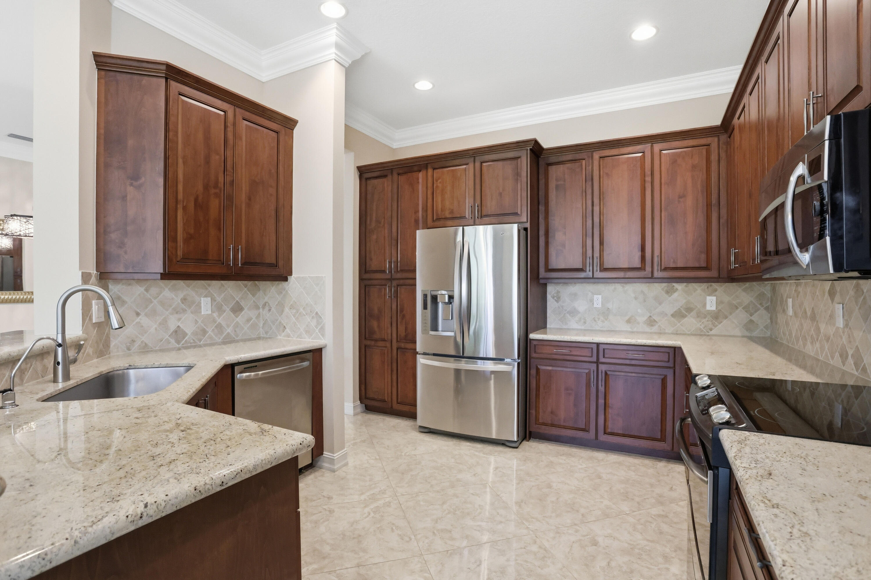 10825 Leaf Bridge Way Property Photo 13