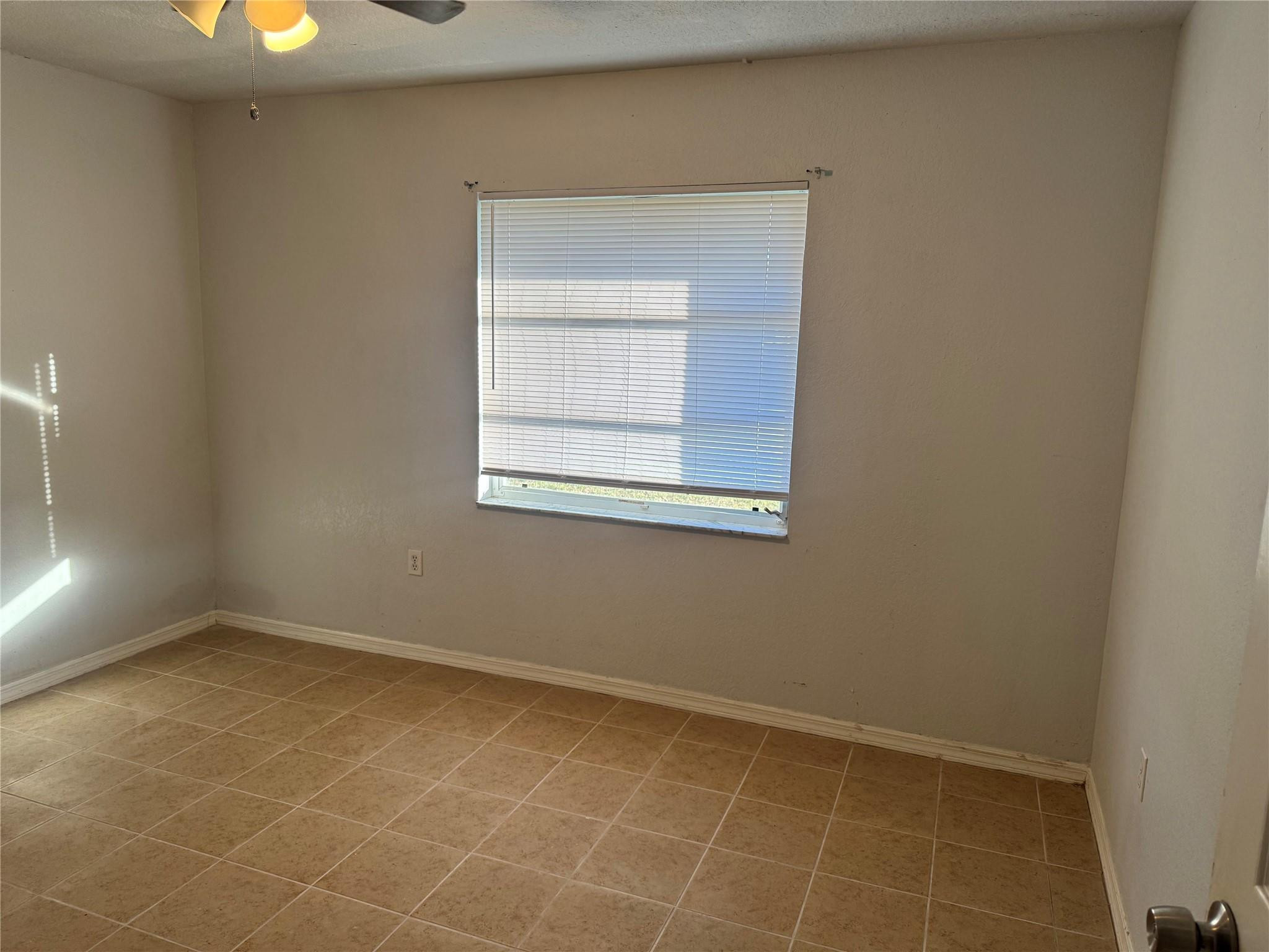 529 Guild Street Property Photo 14