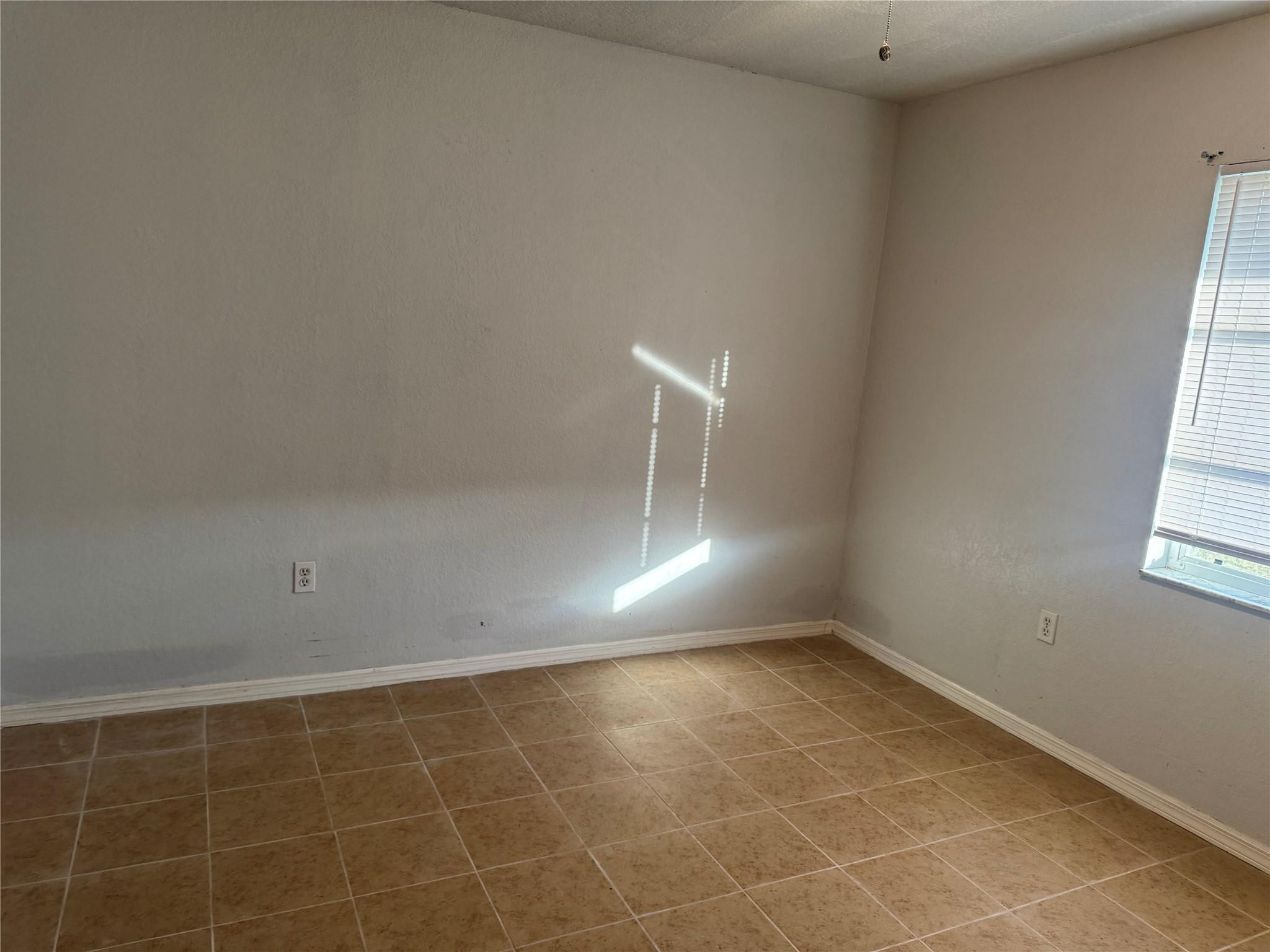 529 Guild Street Property Photo 15