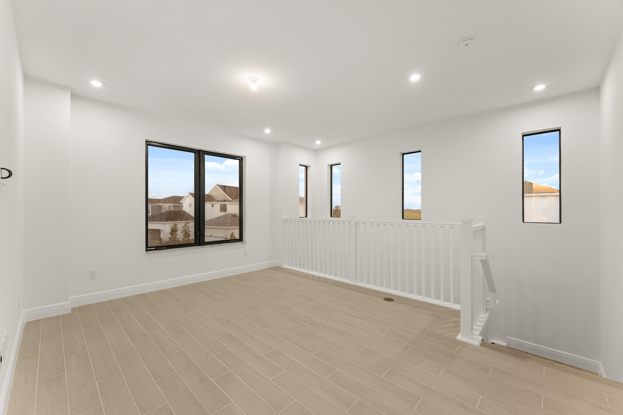 691 Sw Backus Lane Property Photo 8