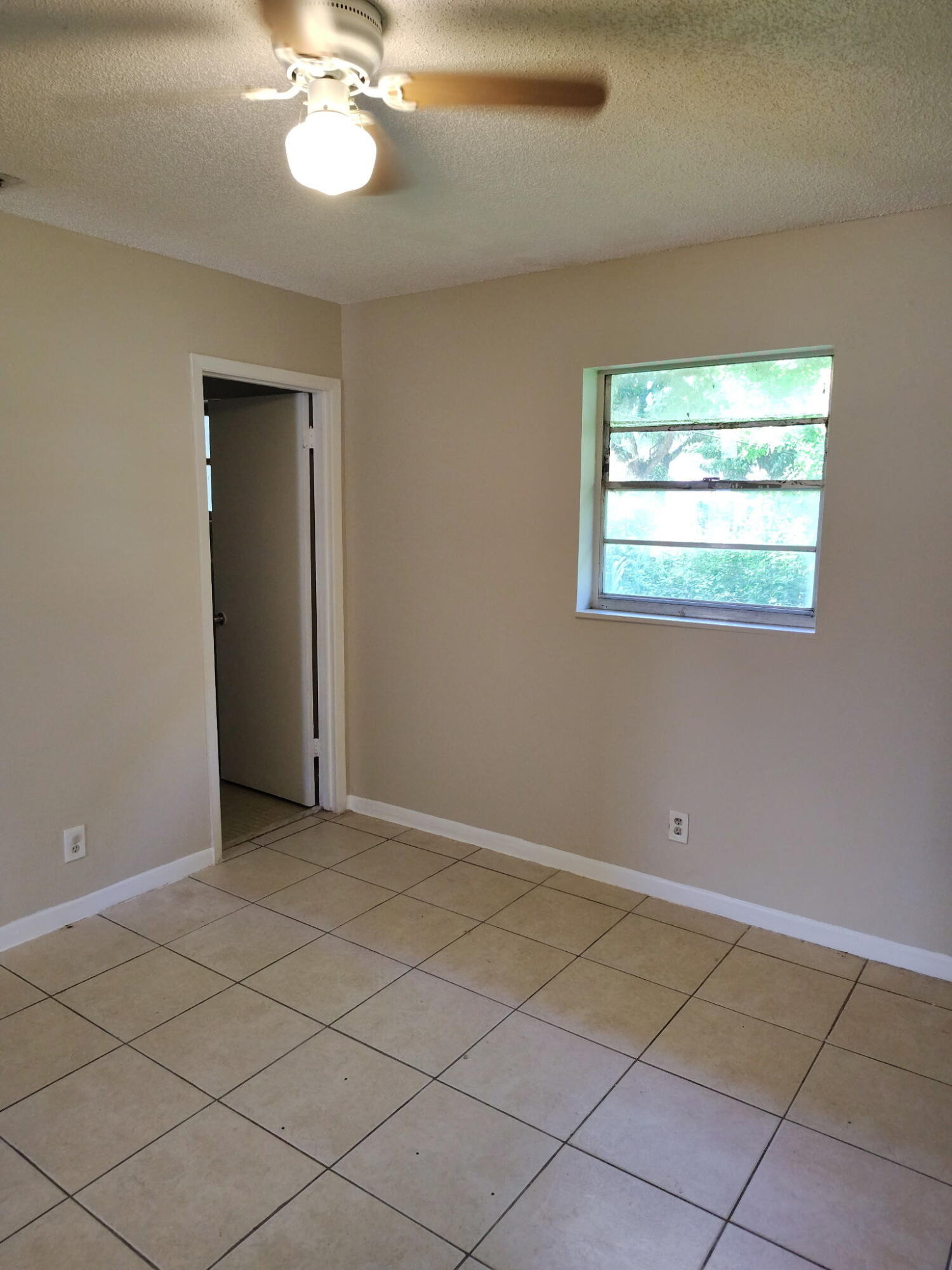 3656 Coconut Road Property Photo 4