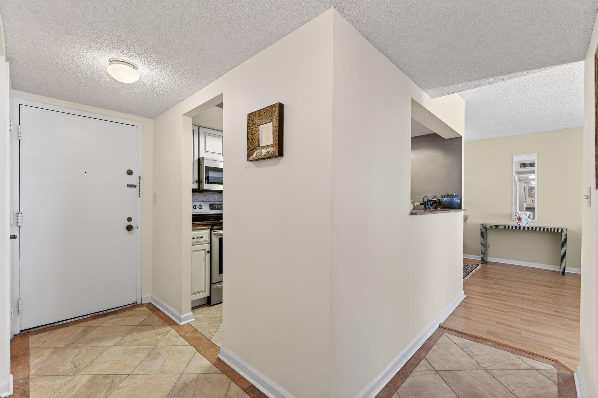 1009 N Ocean Boulevard 312 Property Photo 4