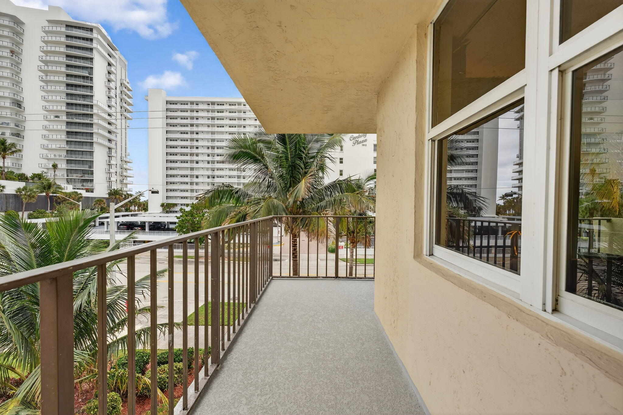 1009 N Ocean Boulevard 312 Property Photo 34