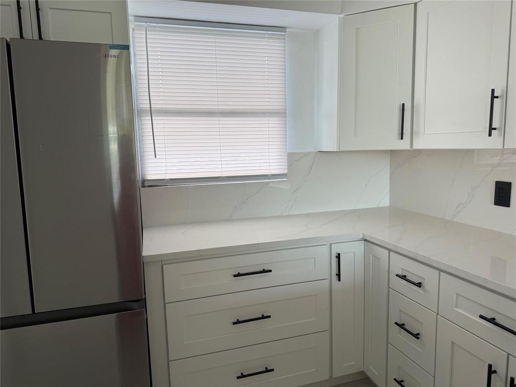 112 Royal Park Drive 4b Property Photo 10