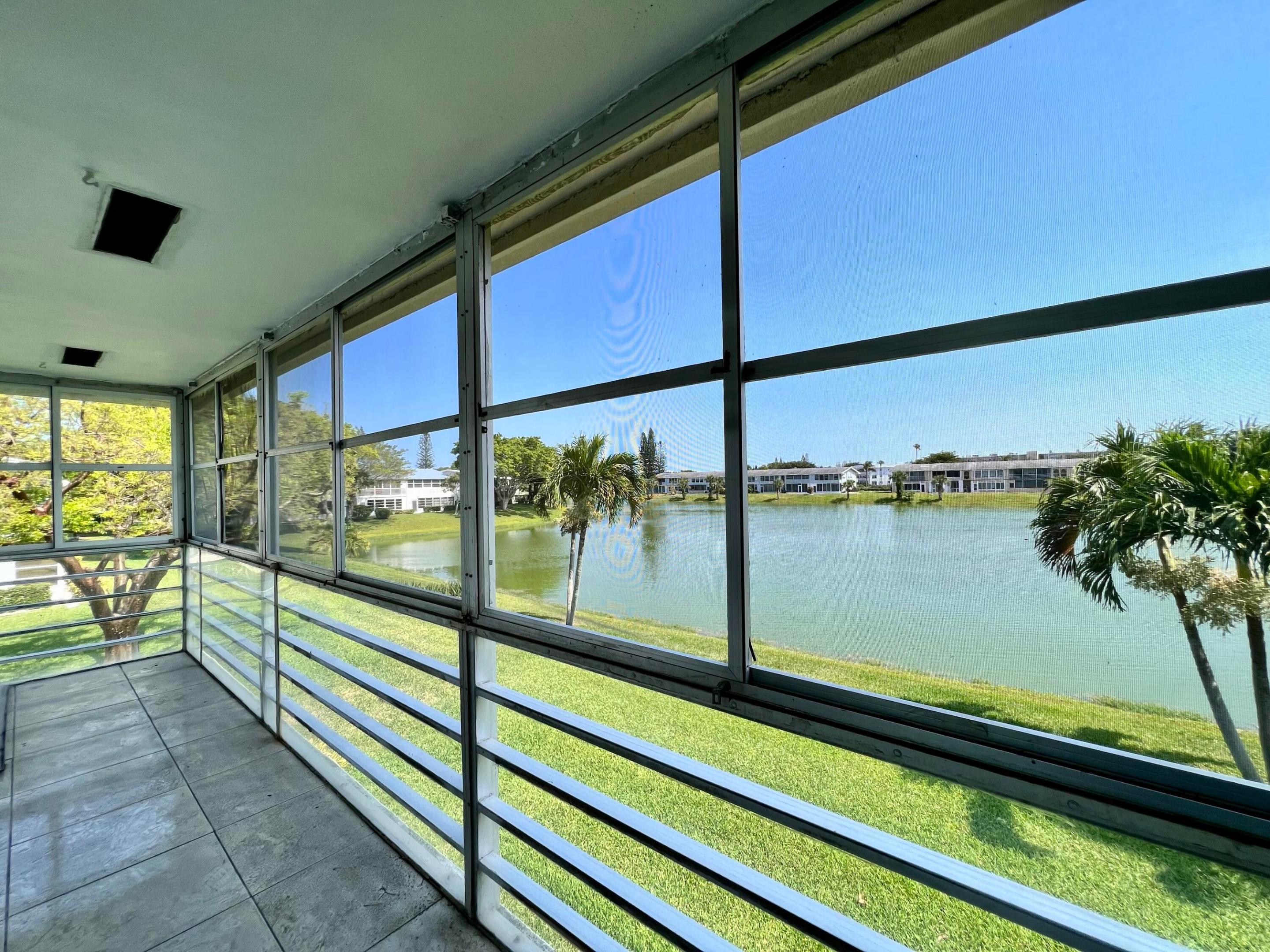 136 Somerset G Property Photo 1