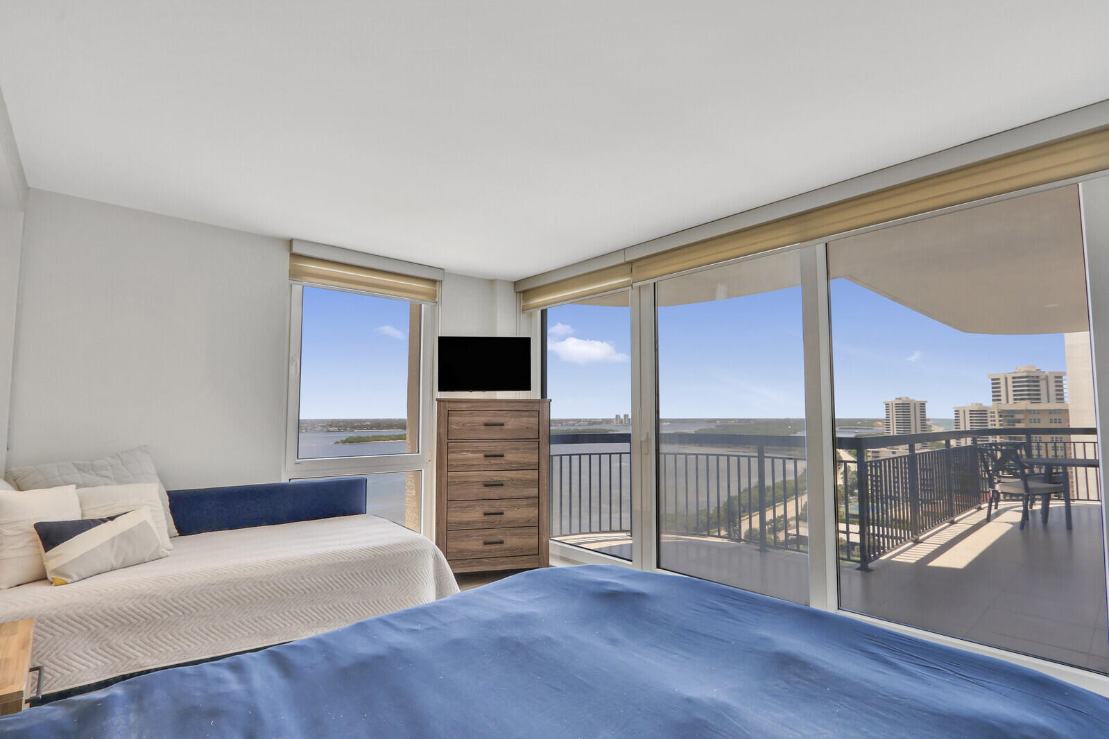 5380 N Ocean Drive 18j Property Photo 45