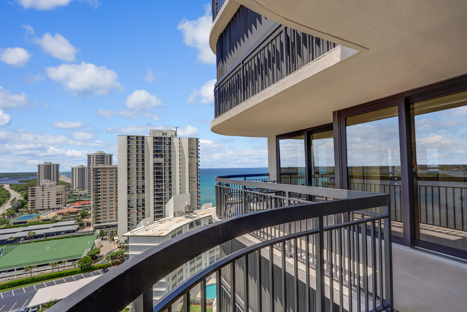 5380 N Ocean Drive 18j Property Photo 67