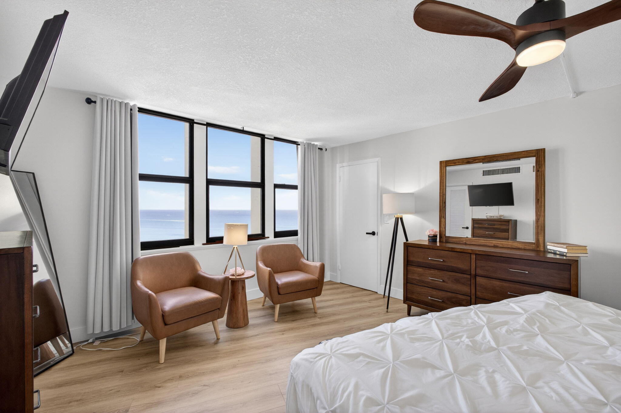 2800 N Ocean Drive A-19c Property Photo 17