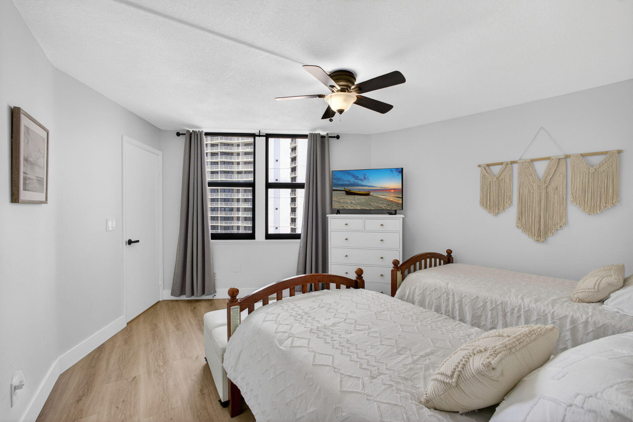 2800 N Ocean Drive A-19c Property Photo 23