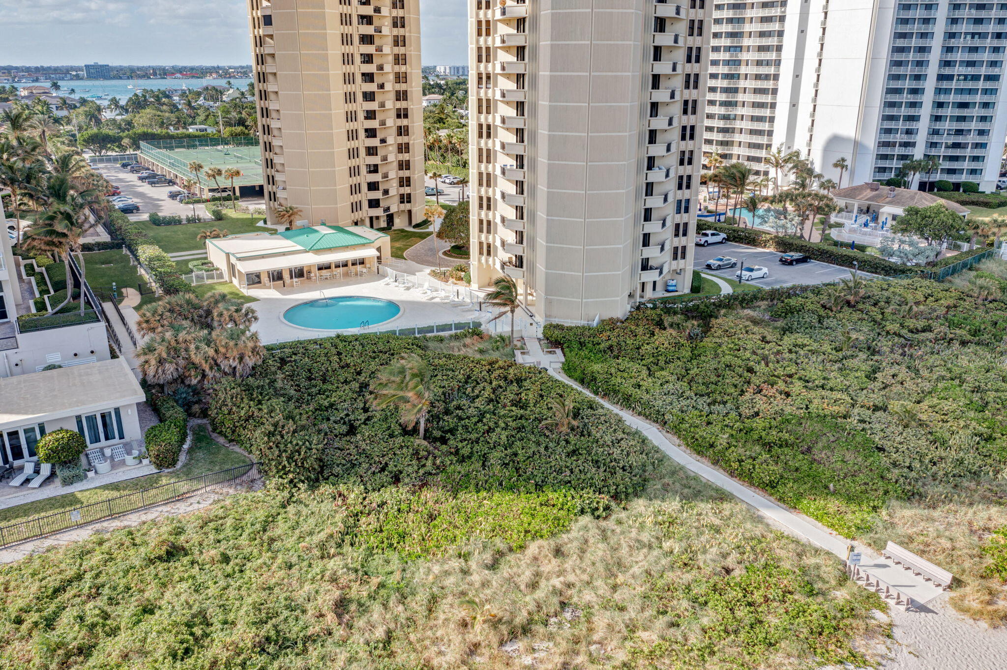 2800 N Ocean Drive A-19c Property Photo 60