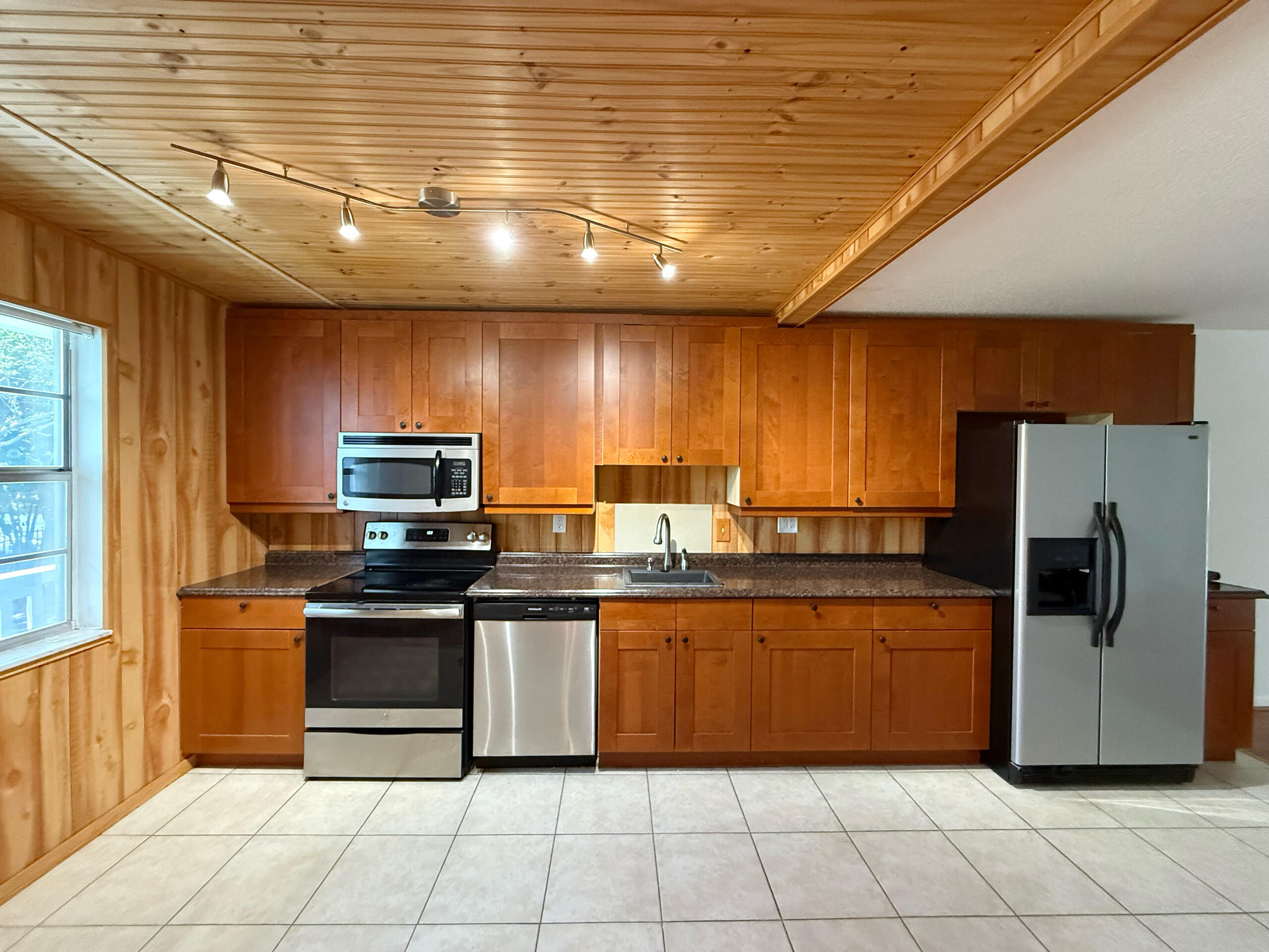 3776 Inverrary Boulevard 204r Property Photo 1