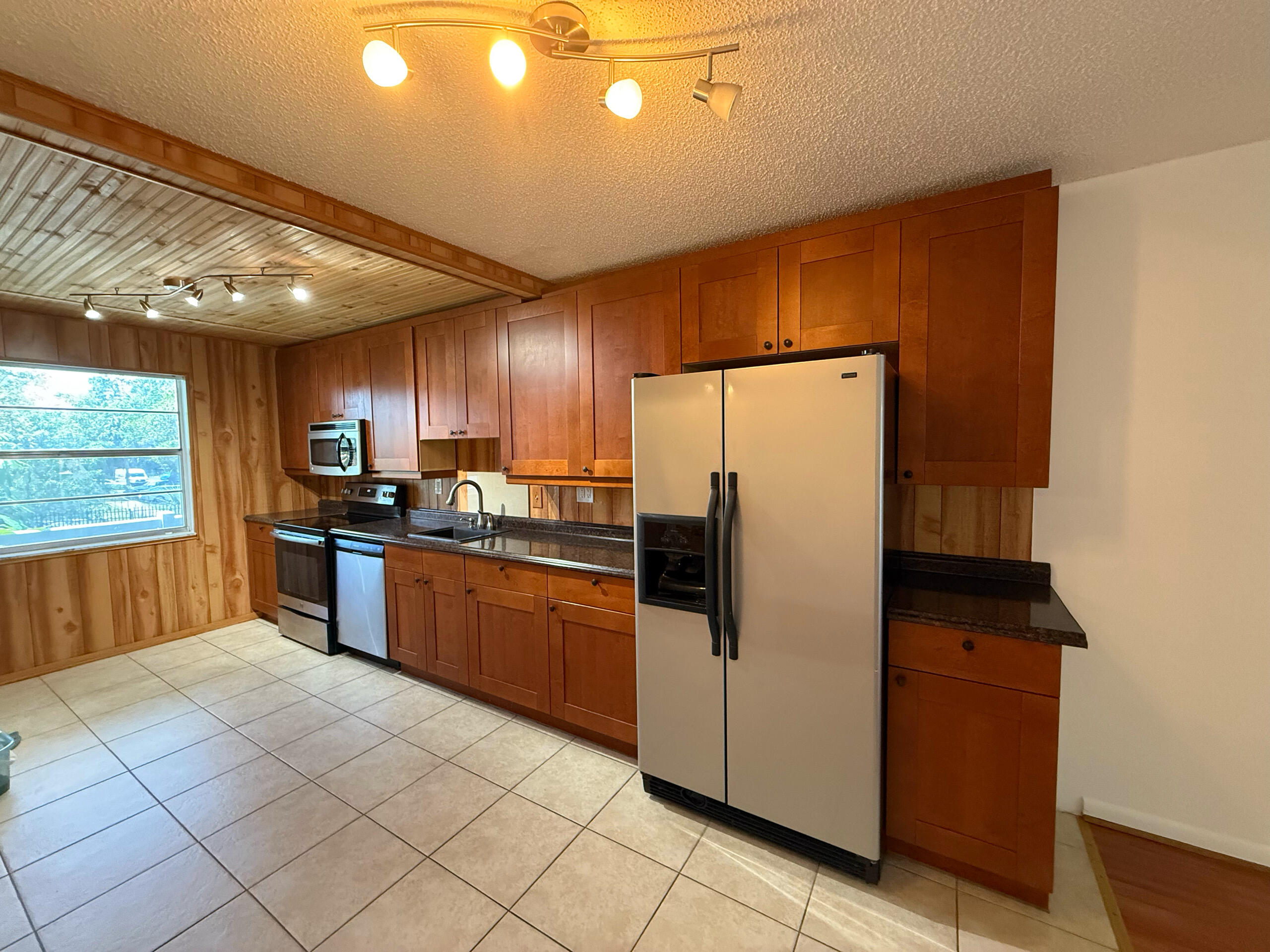 3776 Inverrary Boulevard 204r Property Photo 8