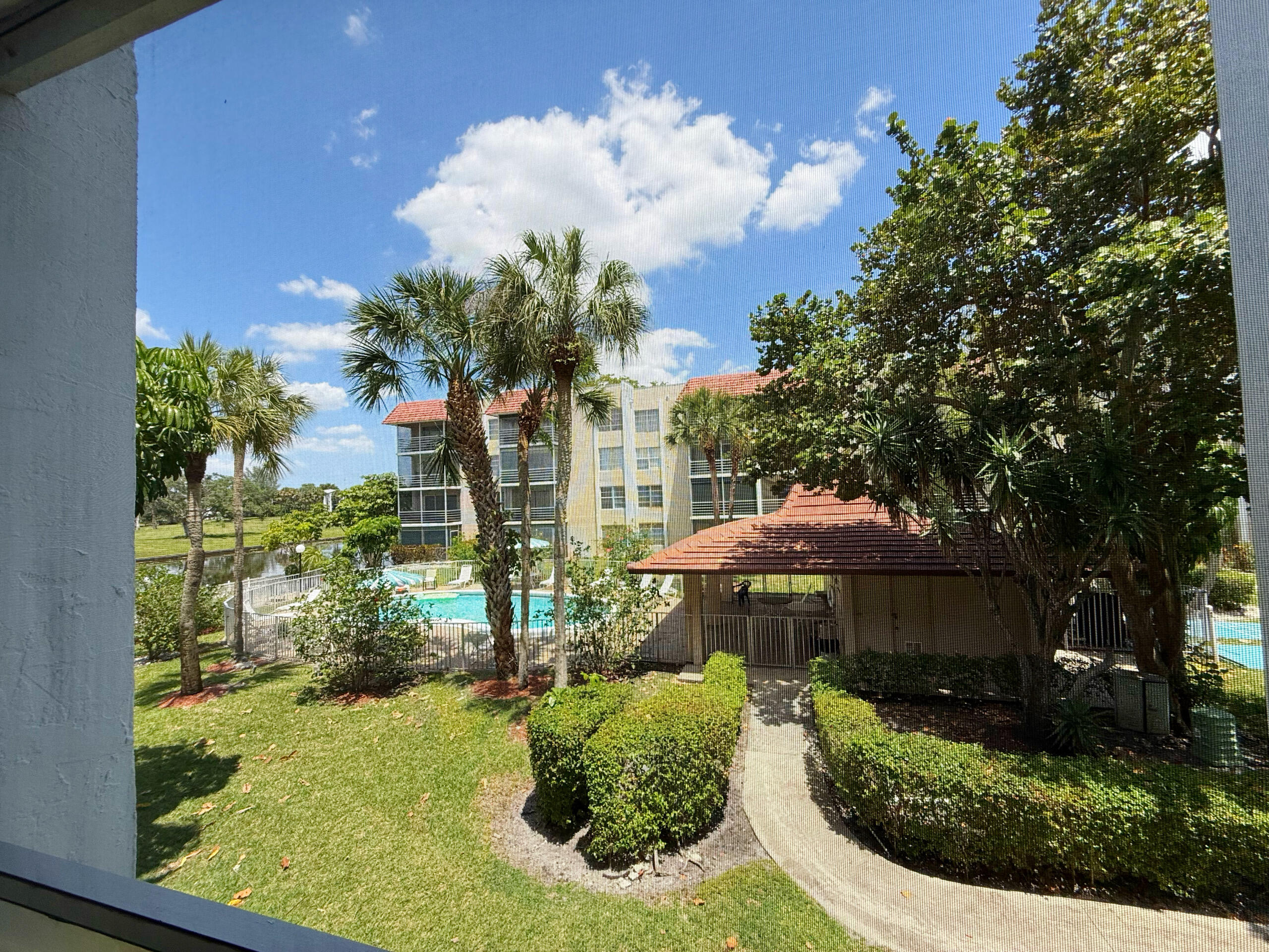 3776 Inverrary Boulevard 204r Property Photo 13