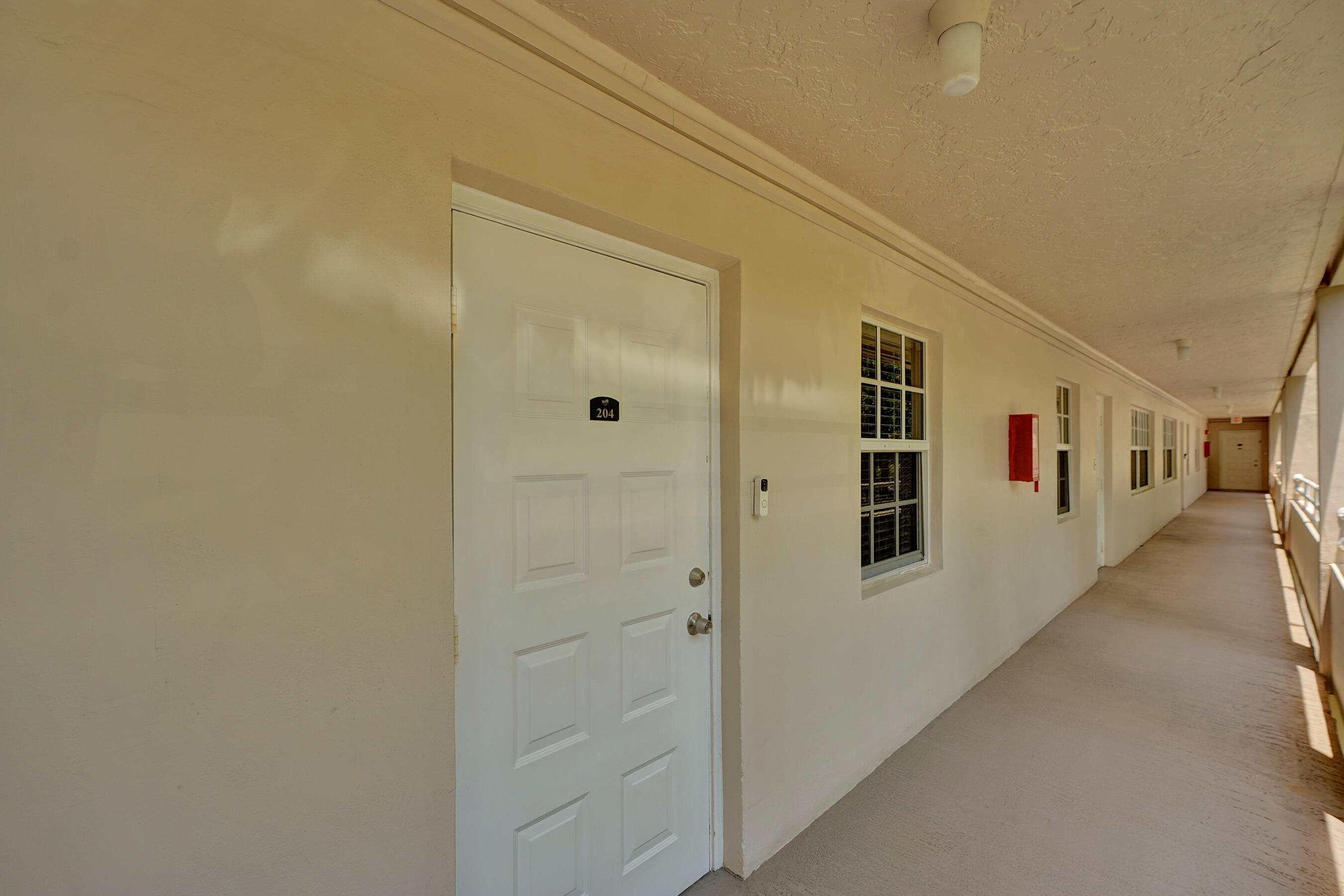 545 Oaks Lane 204 Property Photo 20