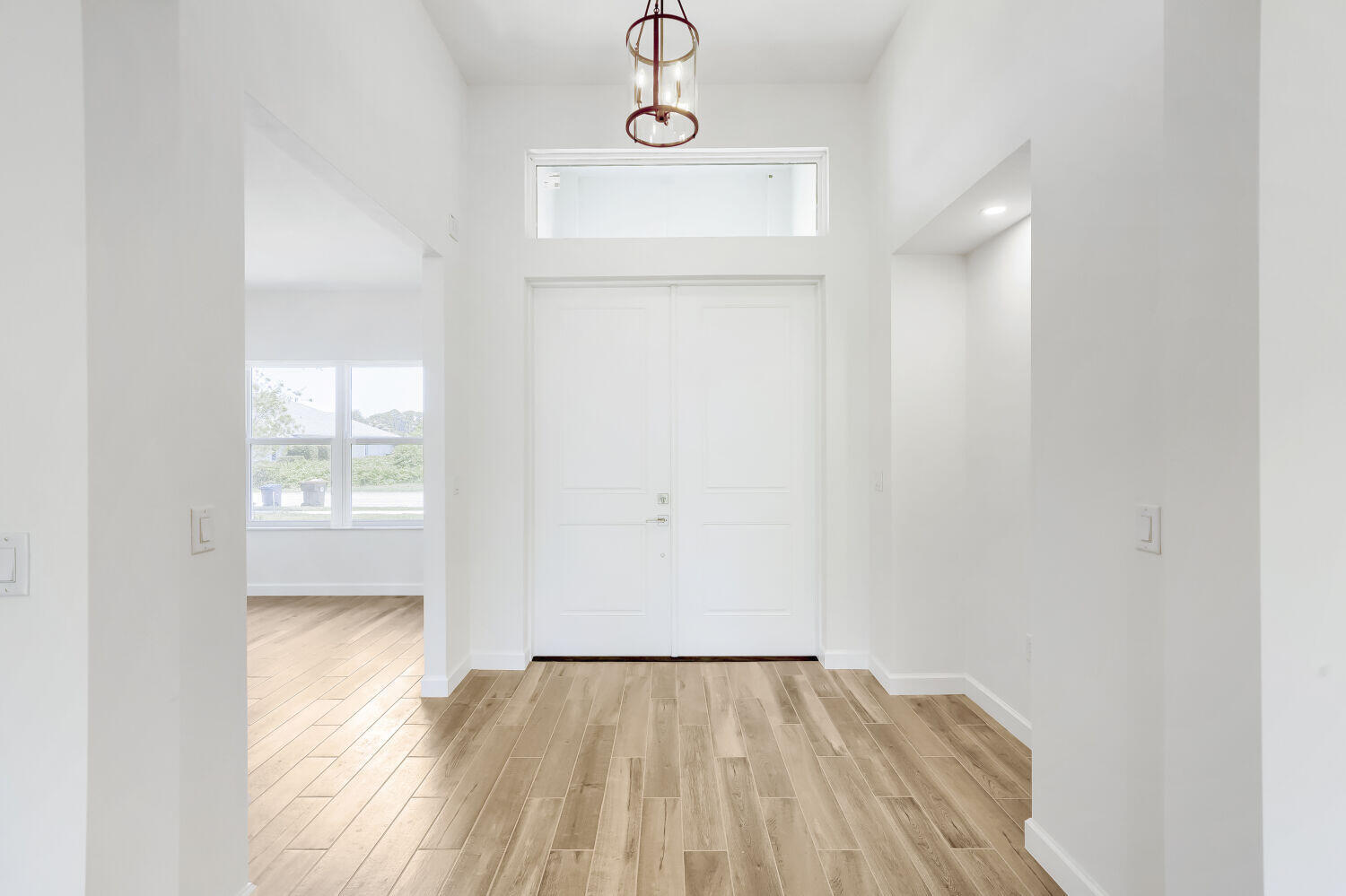 6635 49th Court Property Photo 4