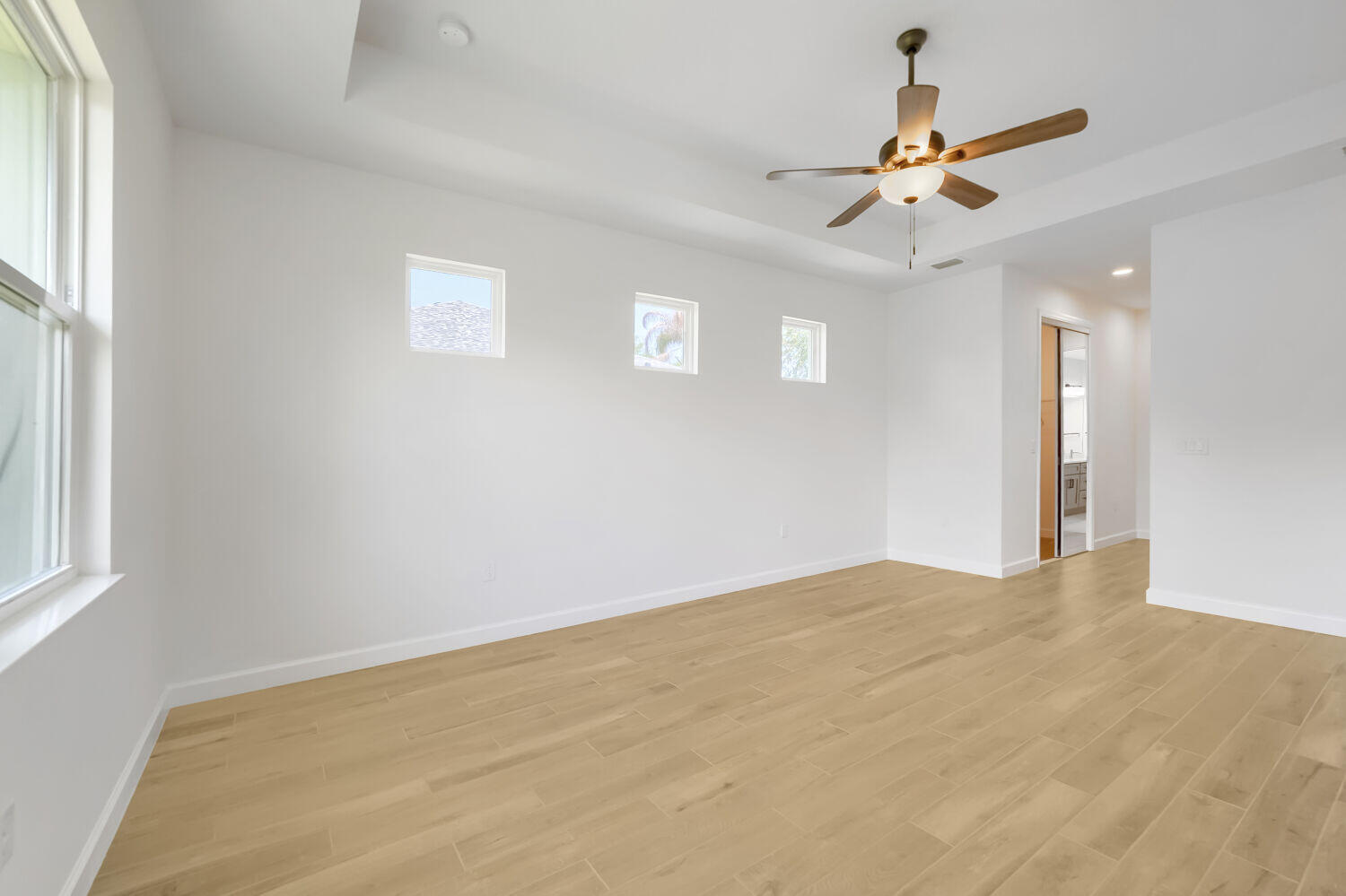 6635 49th Court Property Photo 15