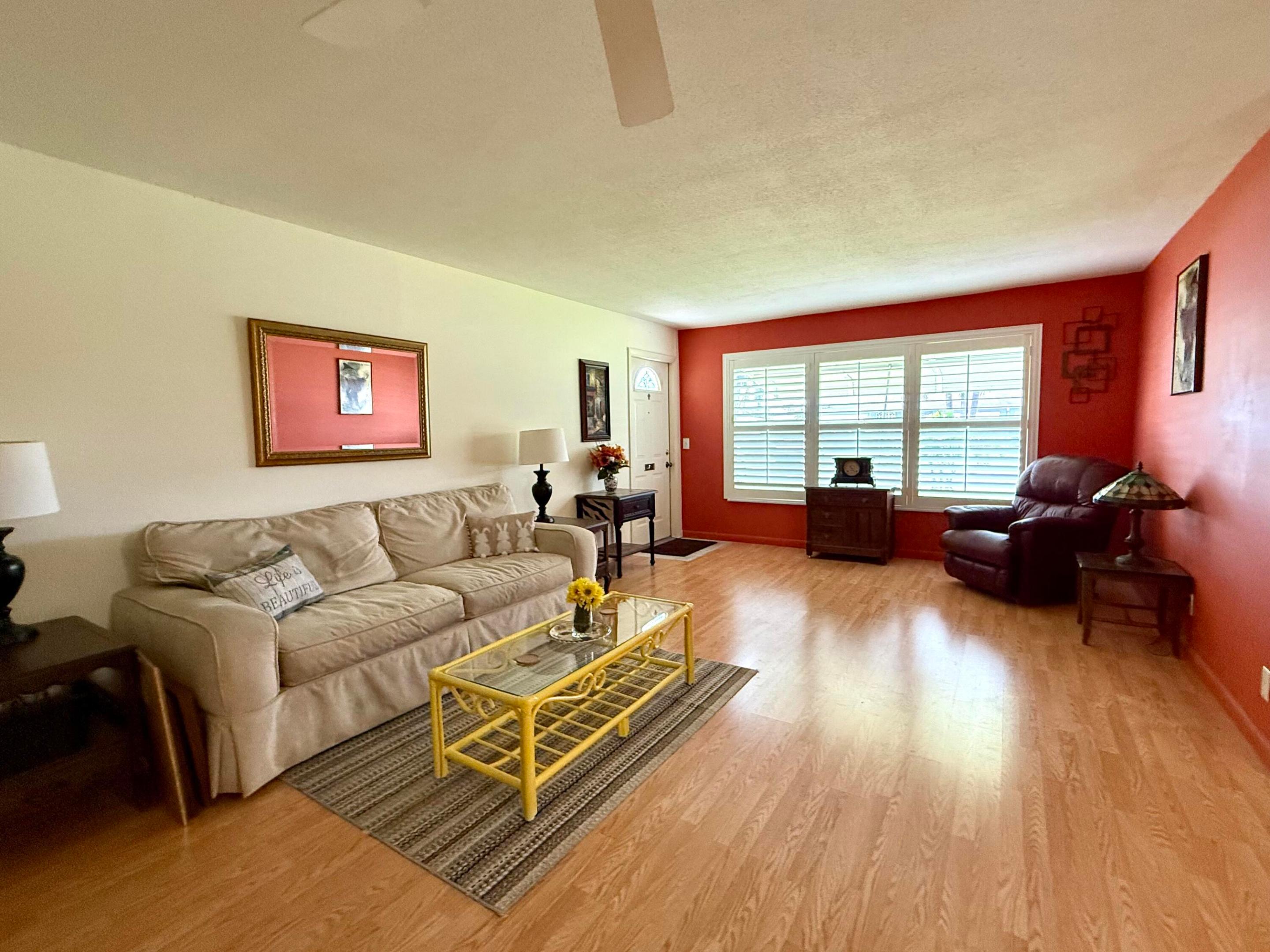 215 South Boulevard C Property Photo 3