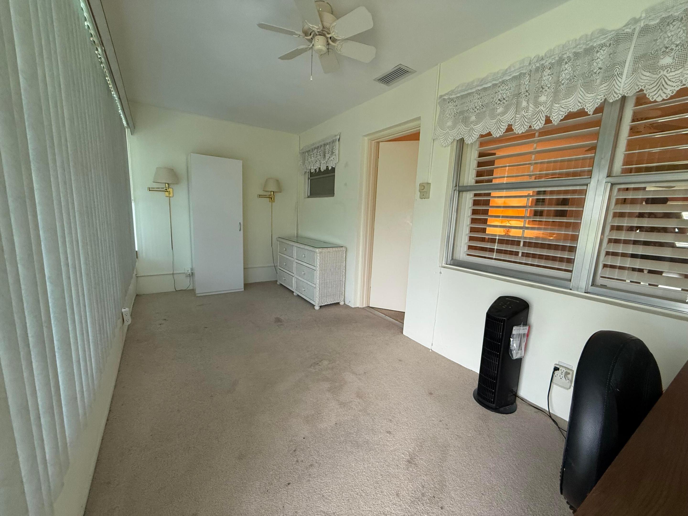 215 South Boulevard C Property Photo 25