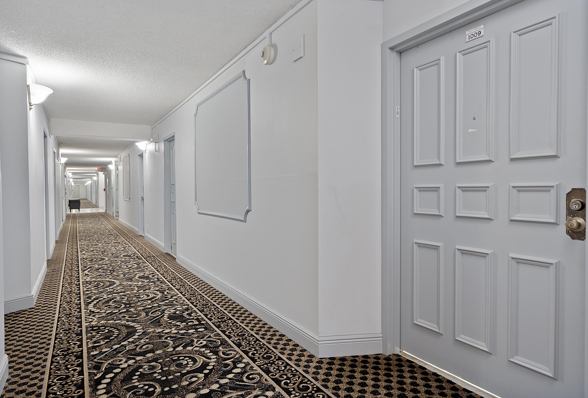 4020 Galt Ocean Drive 1009 Property Photo 4