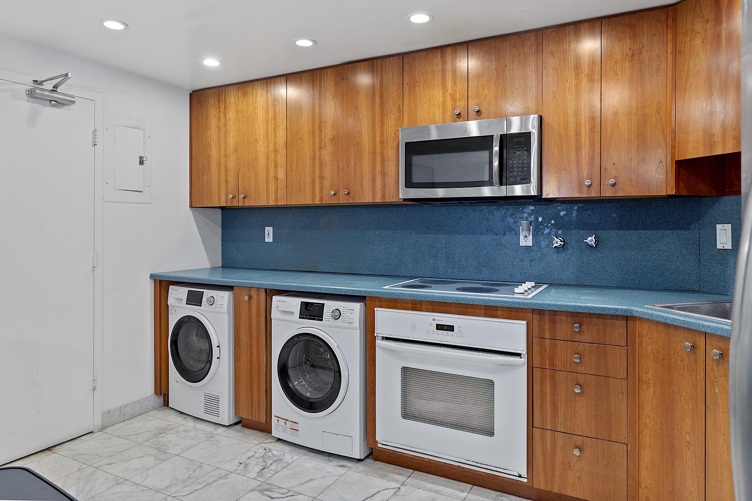 4020 Galt Ocean Drive 1009 Property Photo 11