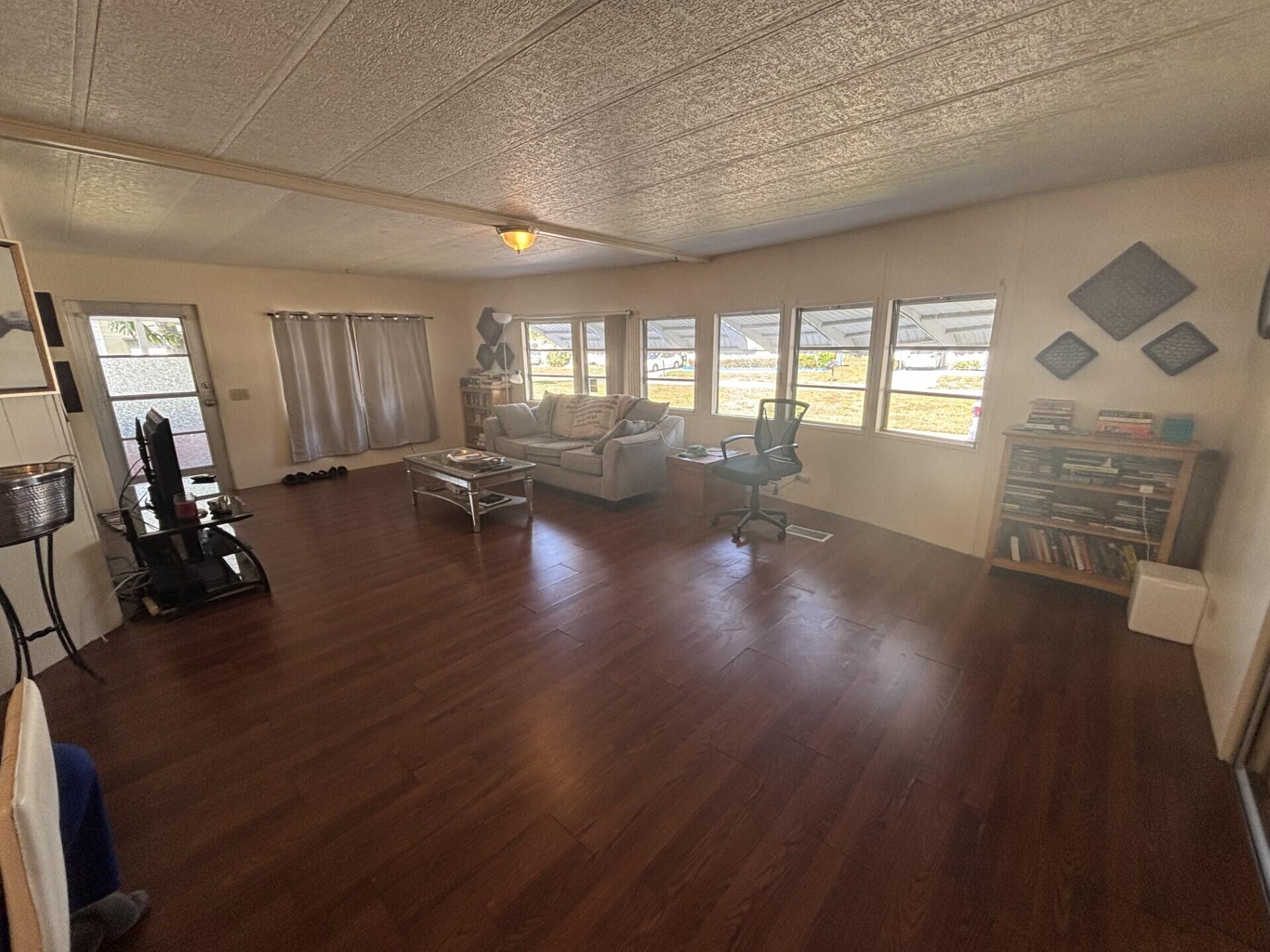 6445 Cypress Lane Property Photo 8