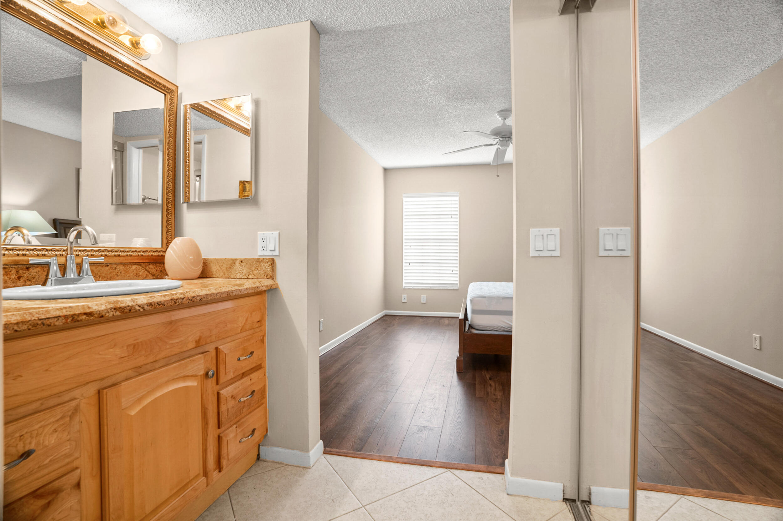 18900 Stewart Circle 7 Property Photo 17