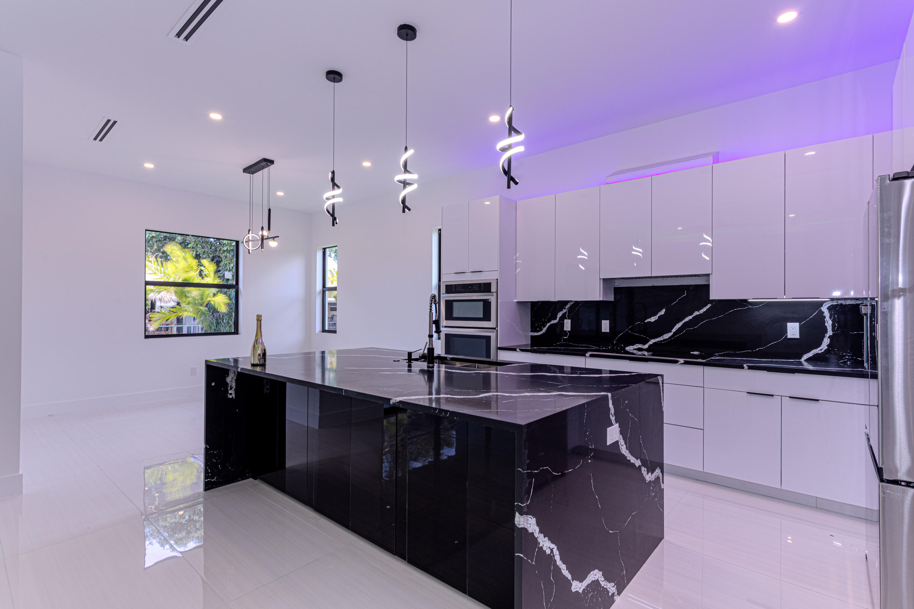 6574 Rigger Road Property Photo 14