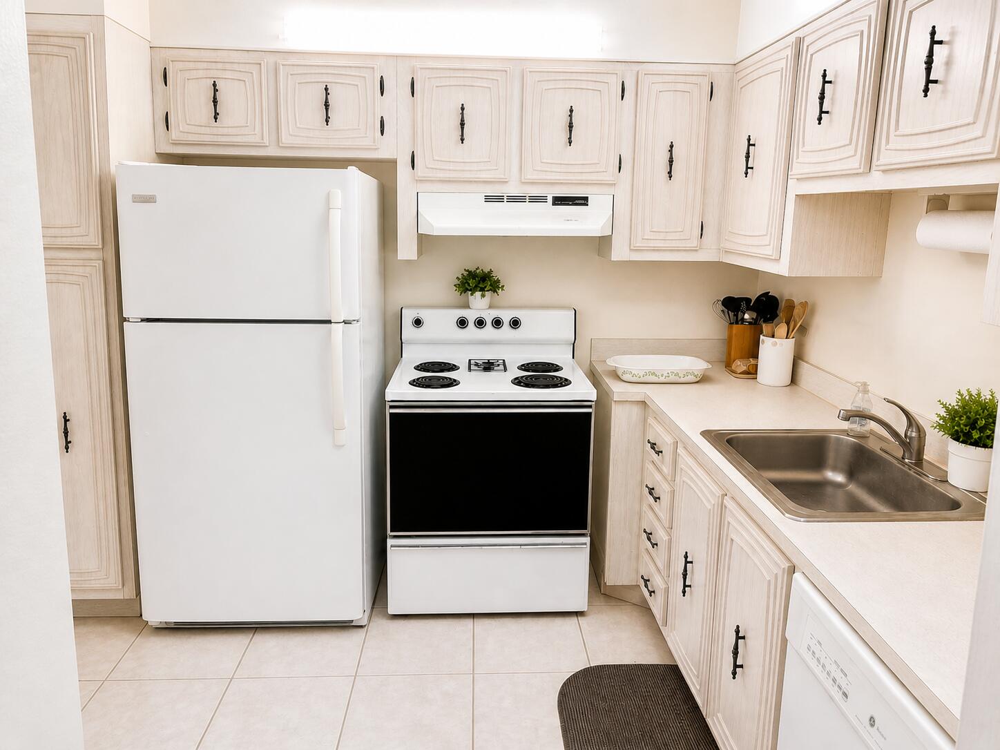 2831 Somerset Drive 305 Property Photo 5