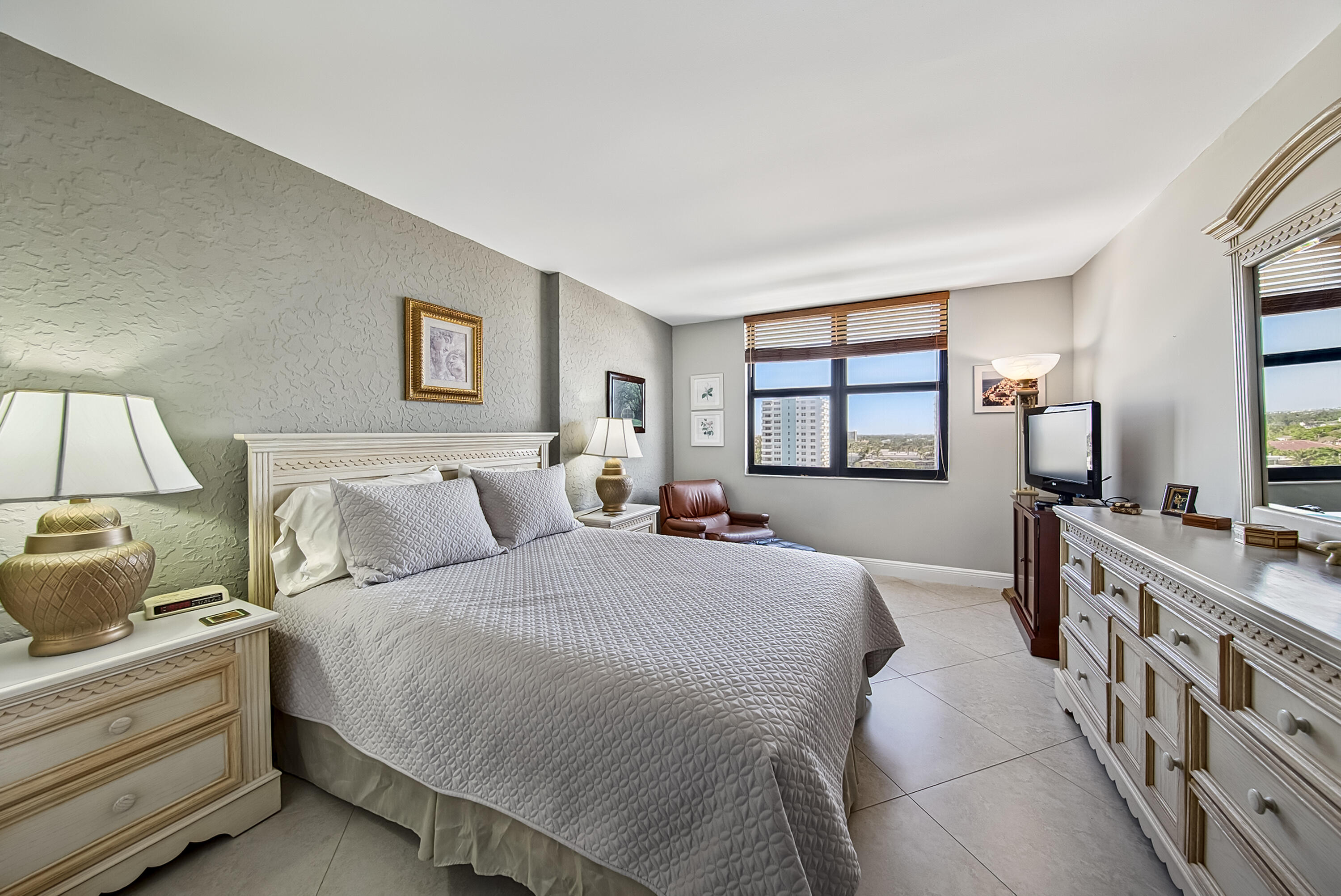 1500 N Ocean Boulevard 803 Property Photo 8