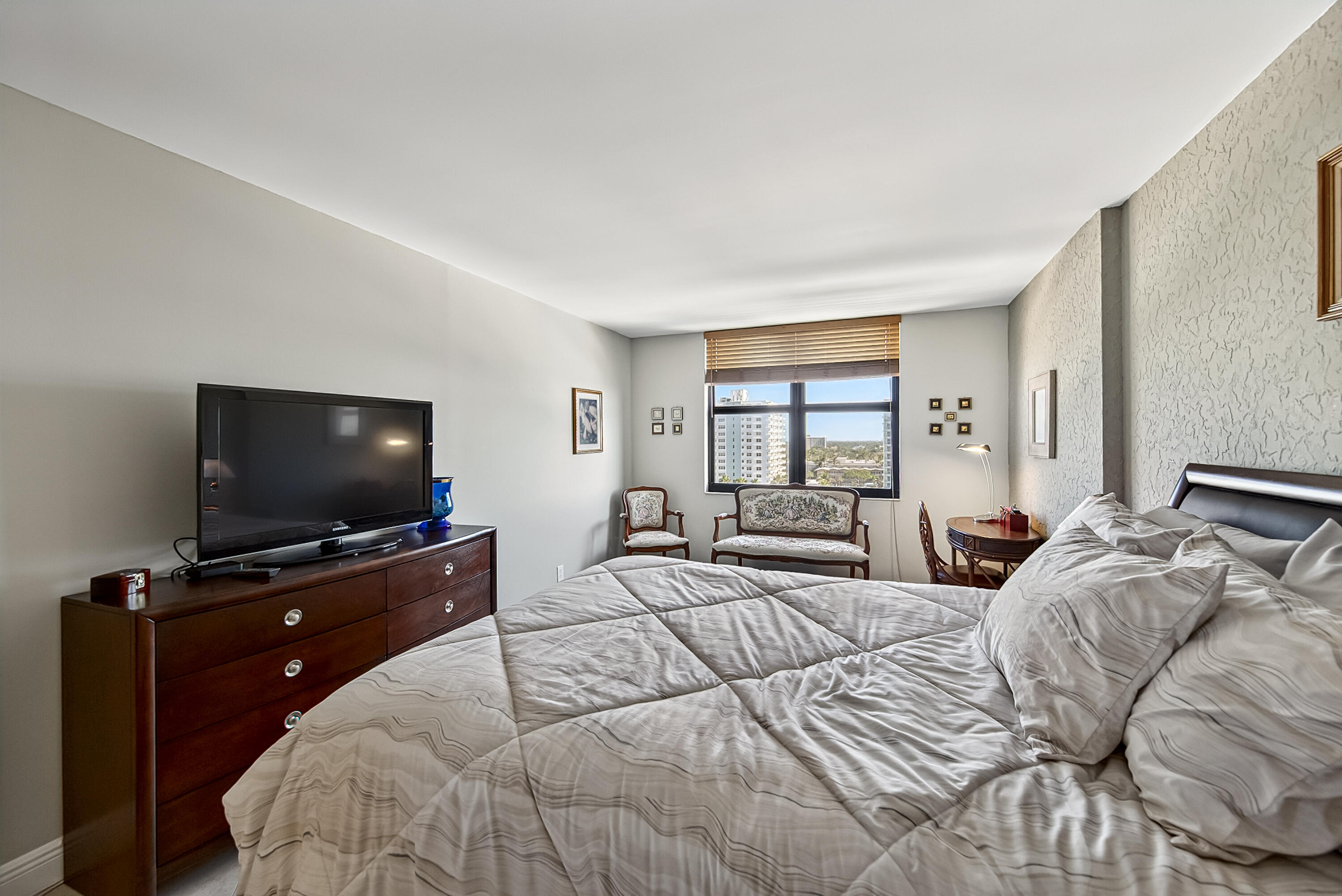 1500 N Ocean Boulevard 803 Property Photo 14